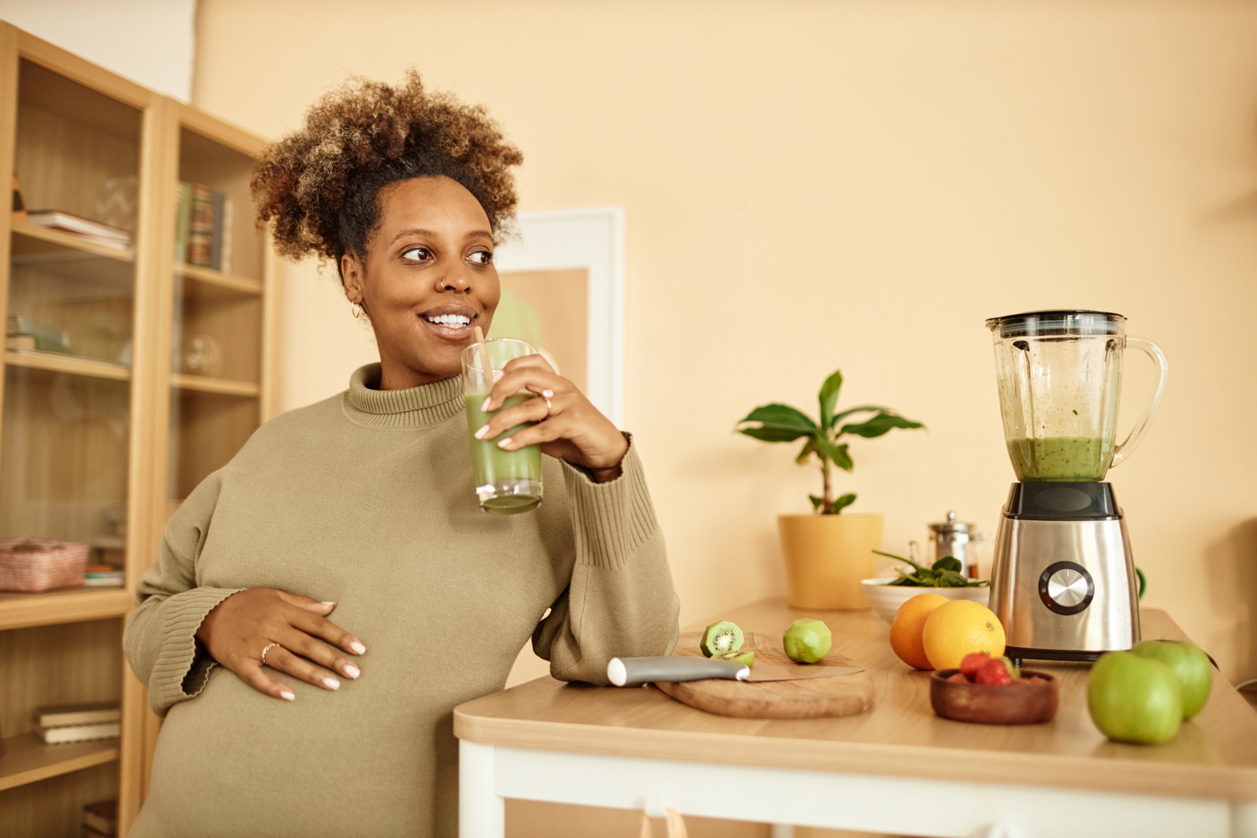 Foods during pregnancy: eating avocado linked to lower food allergy risk in babies