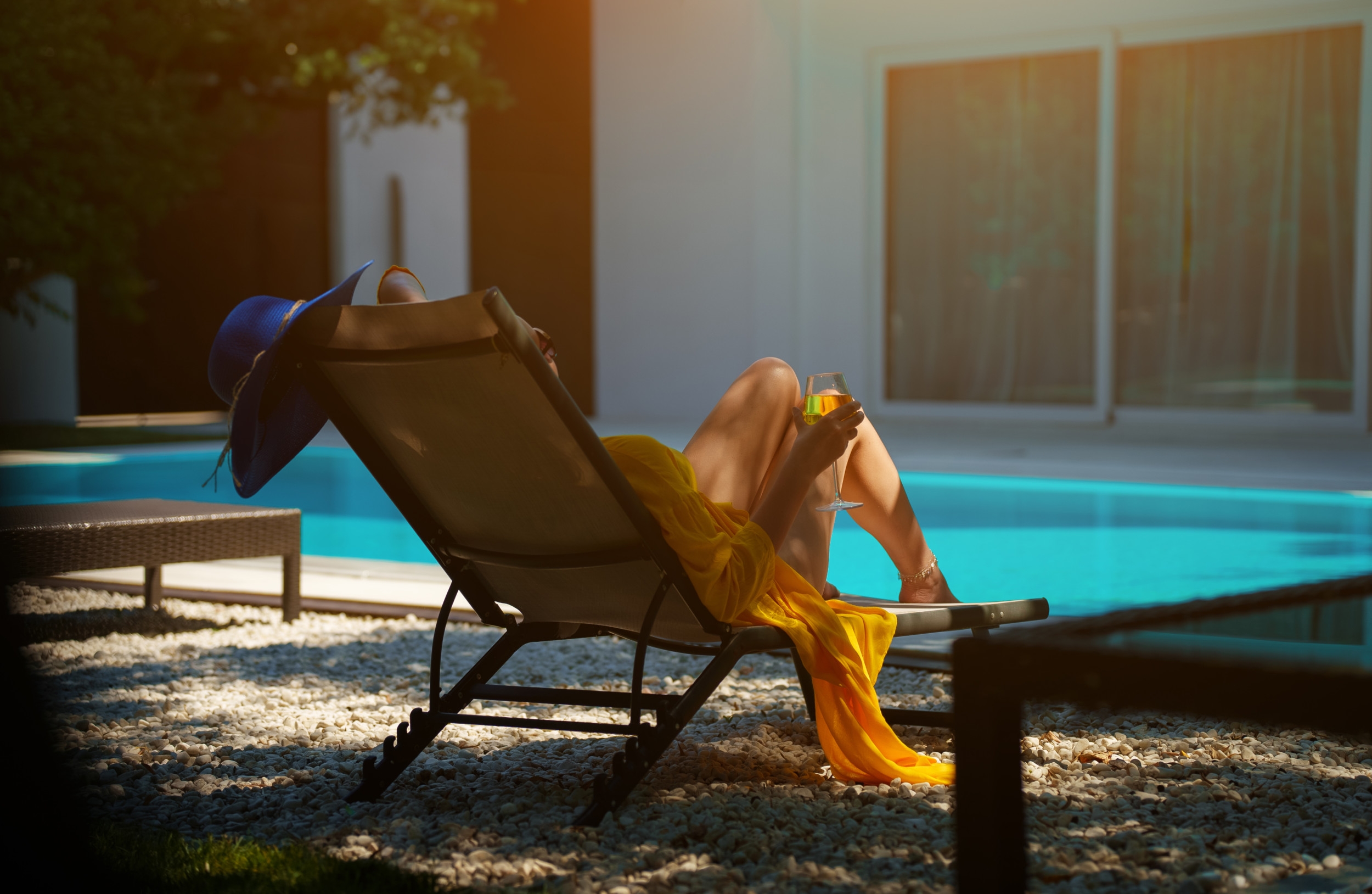 Traveler Rents Airbnb, Unprepared for What It Comes With: '10/10 Host'