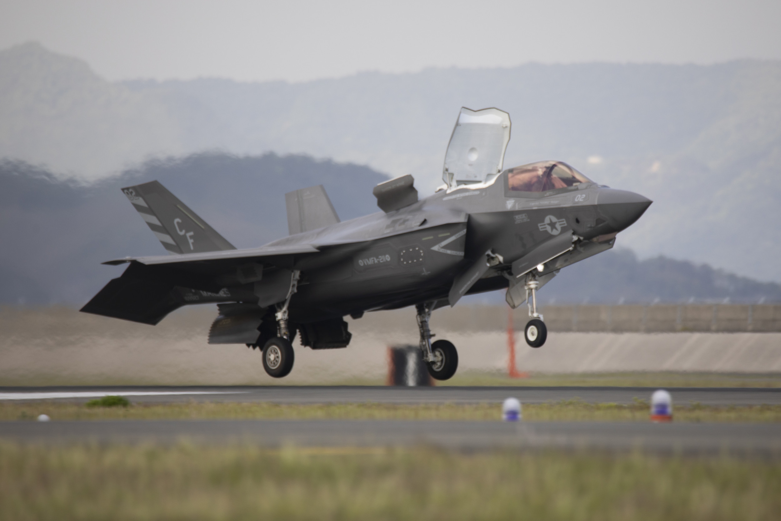 US Stealth Fighters Sent To Allied Base to Counter China Threat
