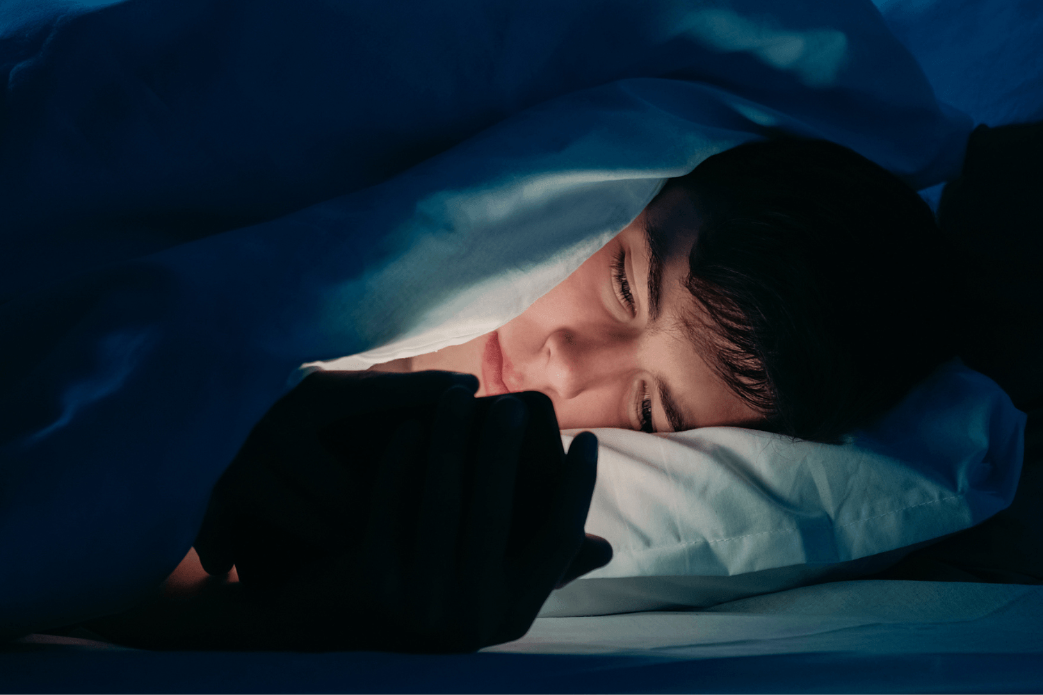 Gen Z Have Embraced 'Revenge Bedtime Procrastination'—and It's Not Good