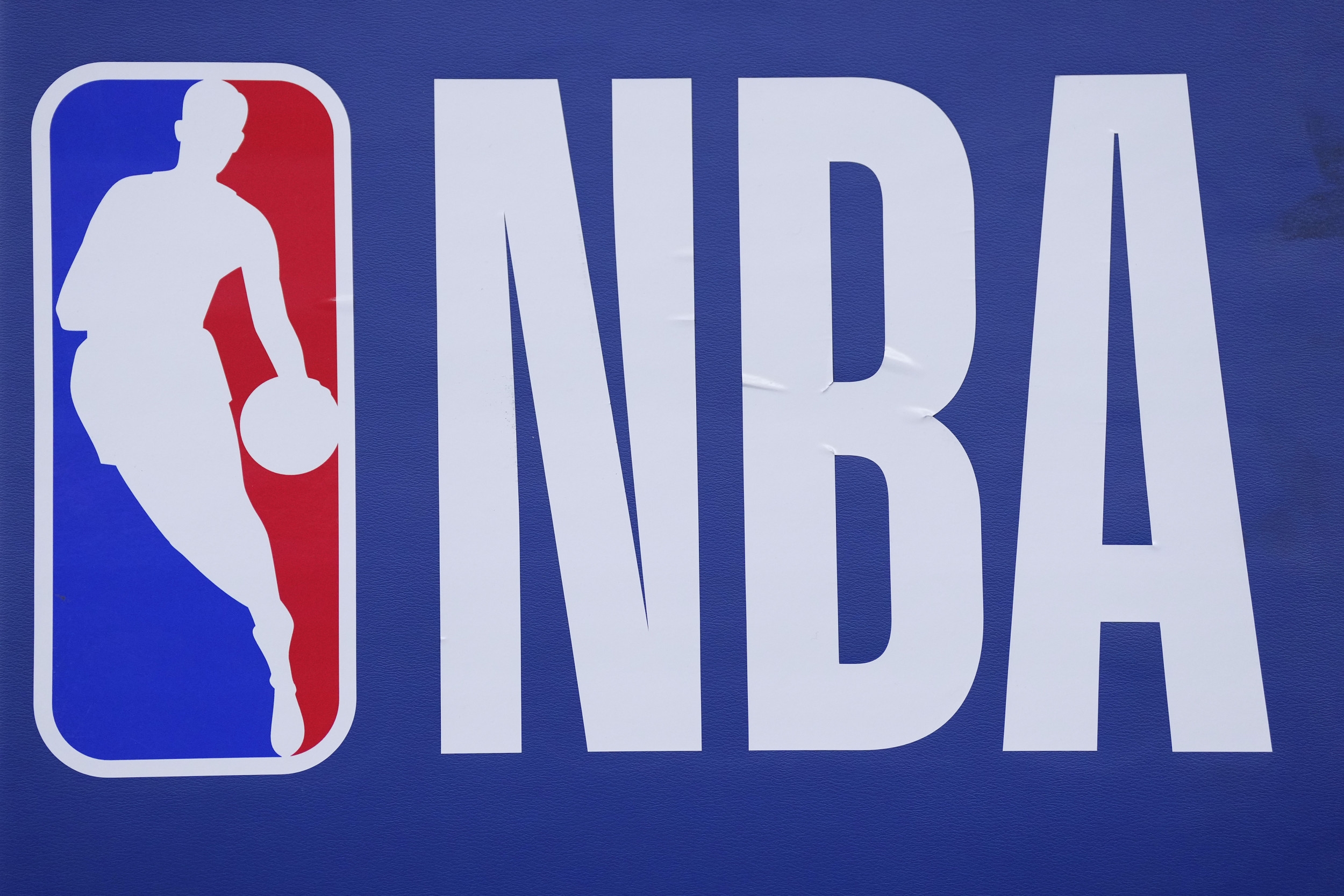 NBA Executives Expect Surprising East Team to Trade for Top Pick: Report