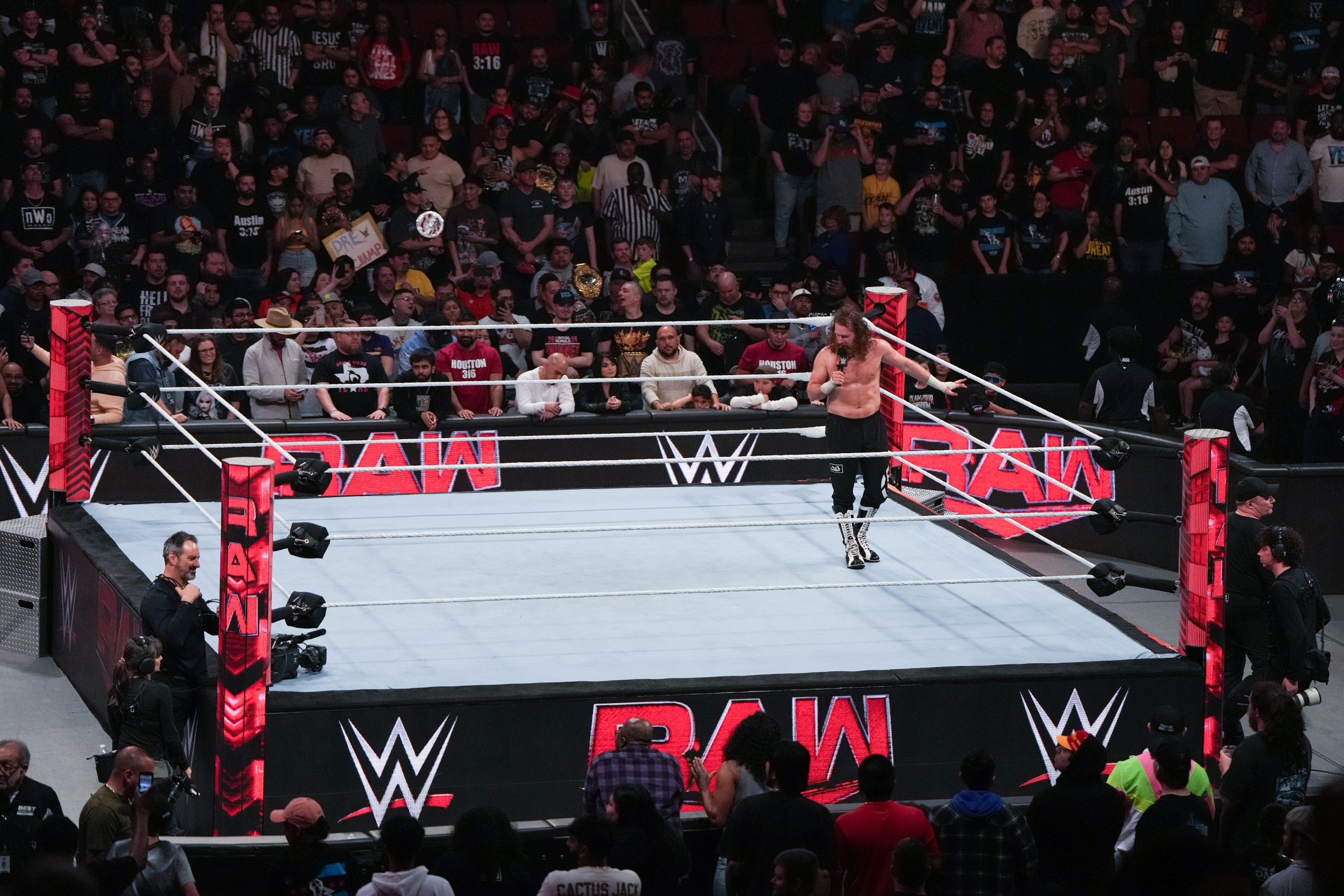 WWE Star Provides Major Injury Update After Being Knocked Unconscious