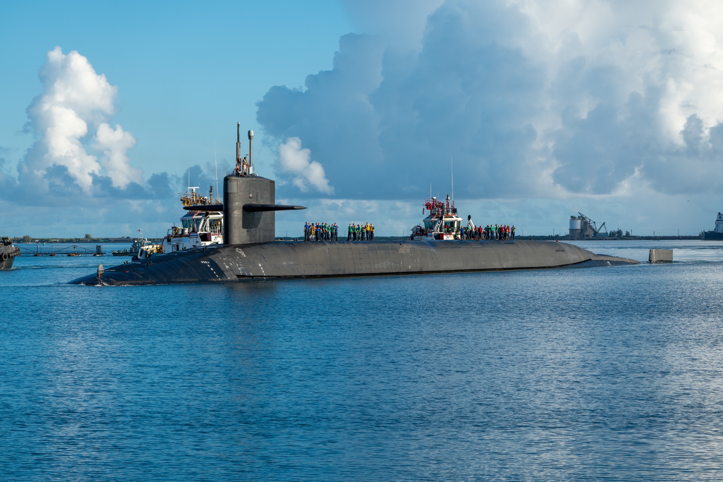 US Reveals Nuclear Submarine in China's Backyard