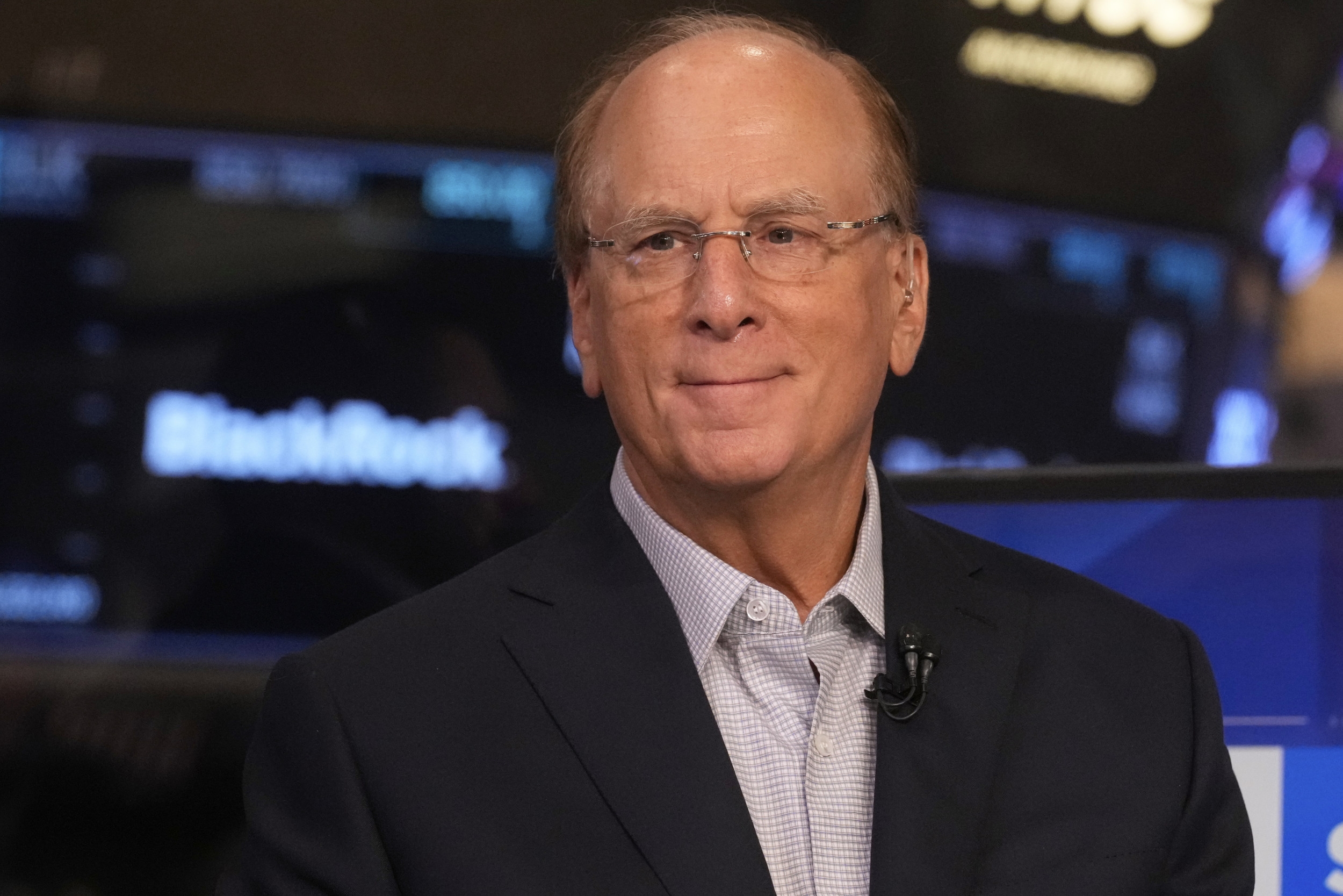 BlackRock CEO Warns Trillions of Dollars Sitting Idle Amid 'Uncertainty'