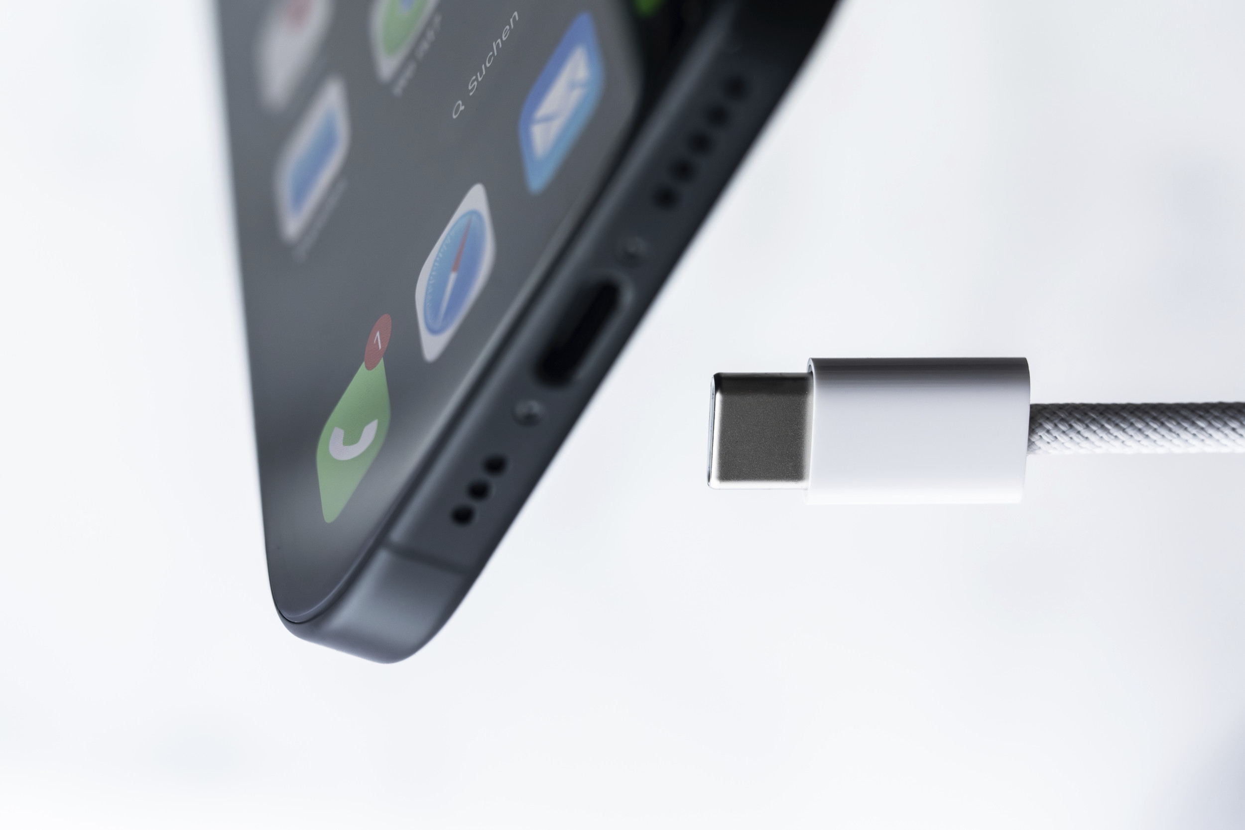 Apple's iOS 19 Update Could Transform iPhone Battery Life With AI