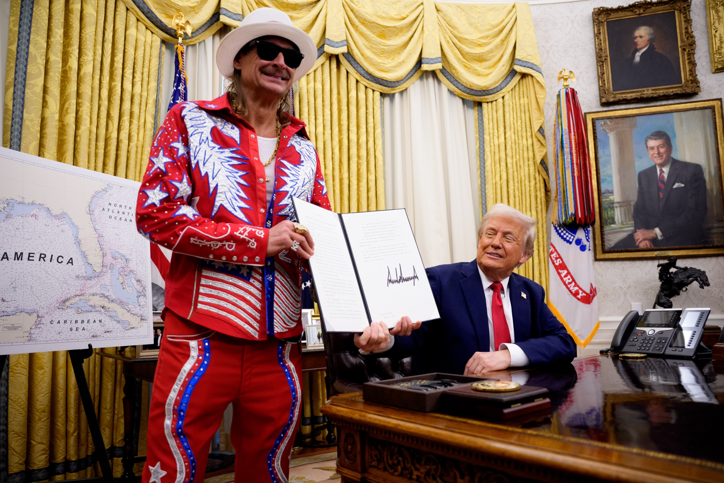 Kid Rock Blames Ugly Liberal Women for Low US Birth Rates