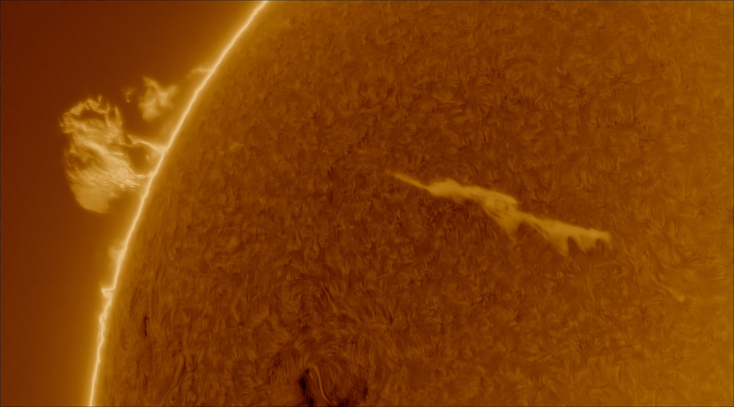 'Bird Wing' Solar Eruption Headed Toward Earth