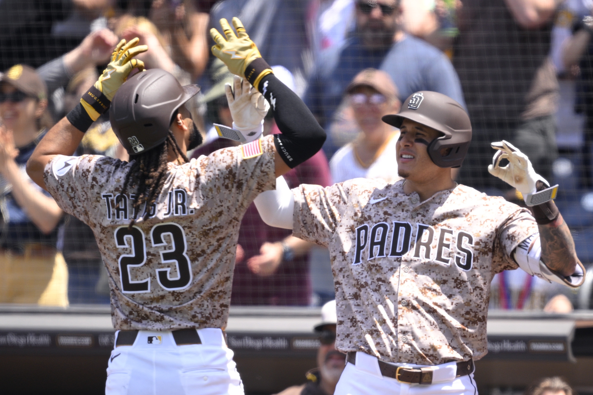 Padres Encouraged to Add Outfielder, Starting Pitcher to 'Make Noise' In Playoffs