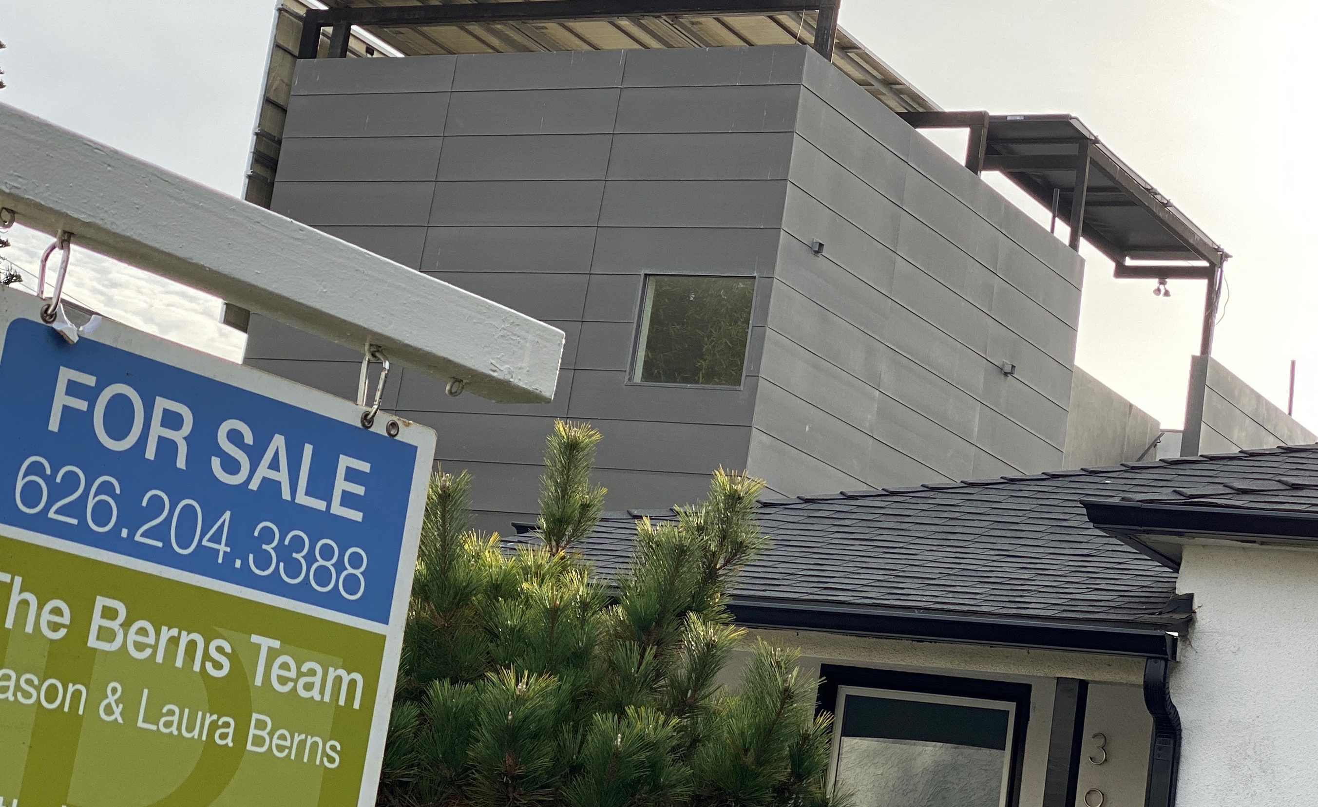 Housing Market Expert Sees 'Alarming' Trend