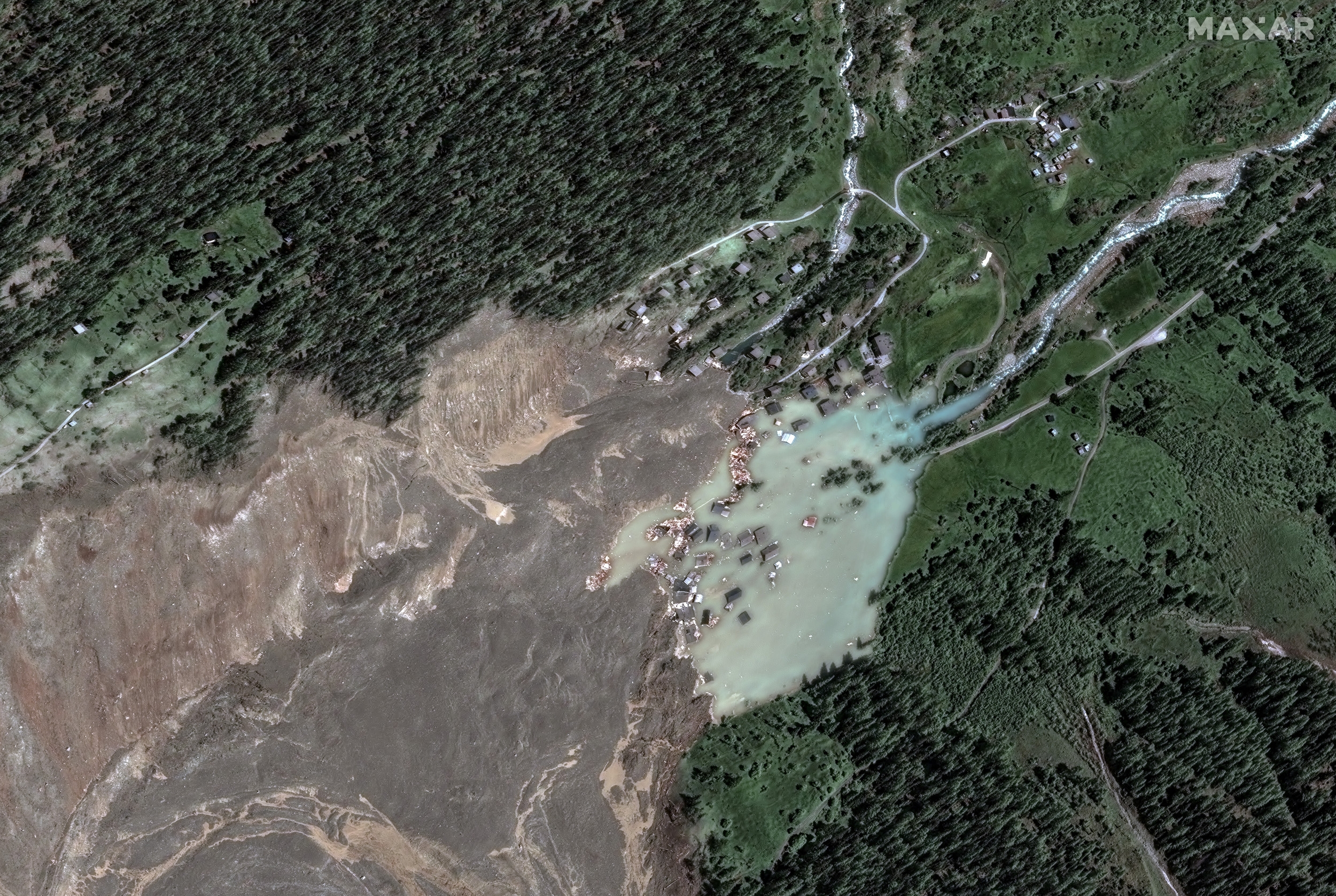 Satellite Photos Show Aftermath of Switzerland Glacier Collapse
