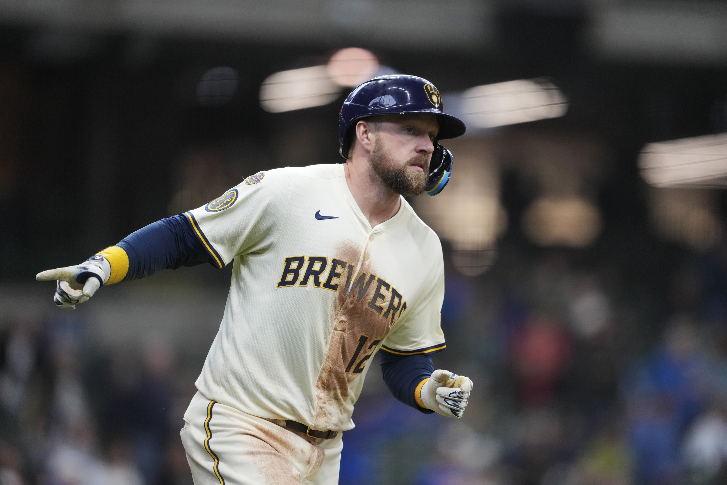 With Bryce Harper Still 'In Pain,' Could Rhys Hoskins Reunion Be In Phillies' Future?