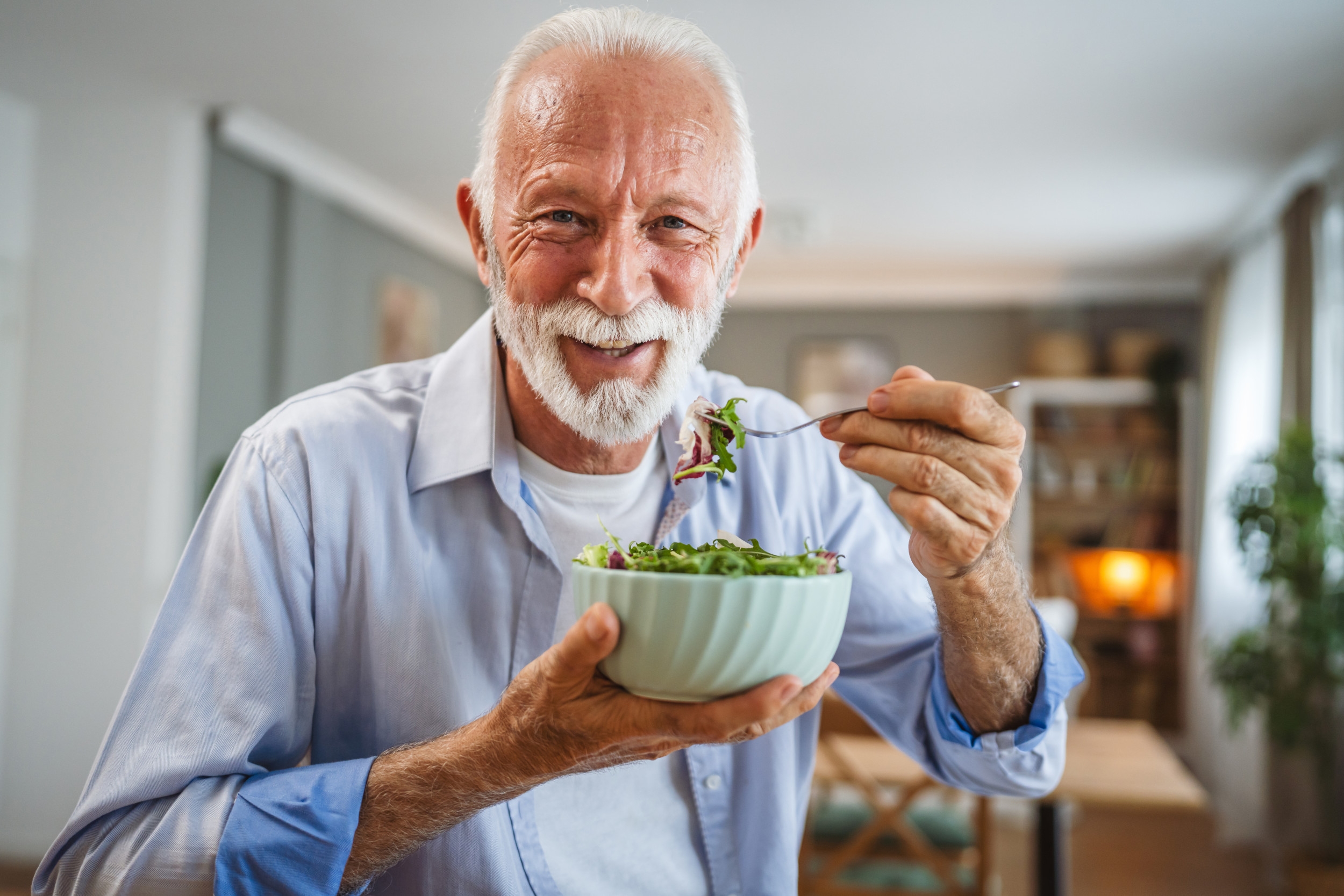 This Diet Reduces Dementia Risk, Scientists Say