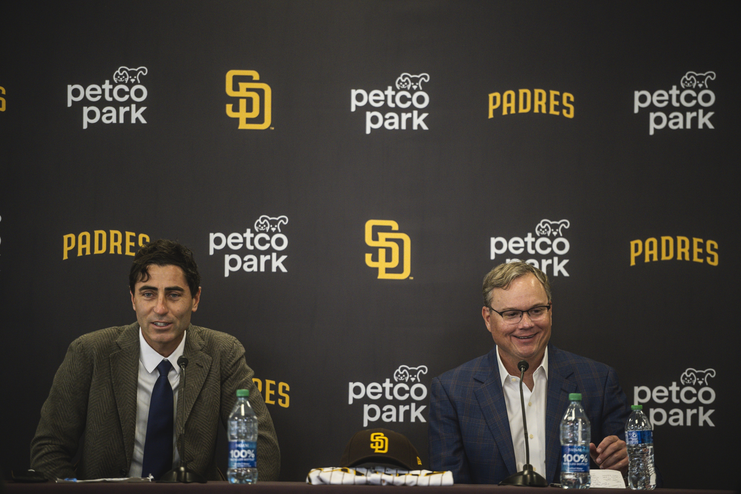 Padres Urged to Acquire Tyler O'Neill to Fix Outfield Hole