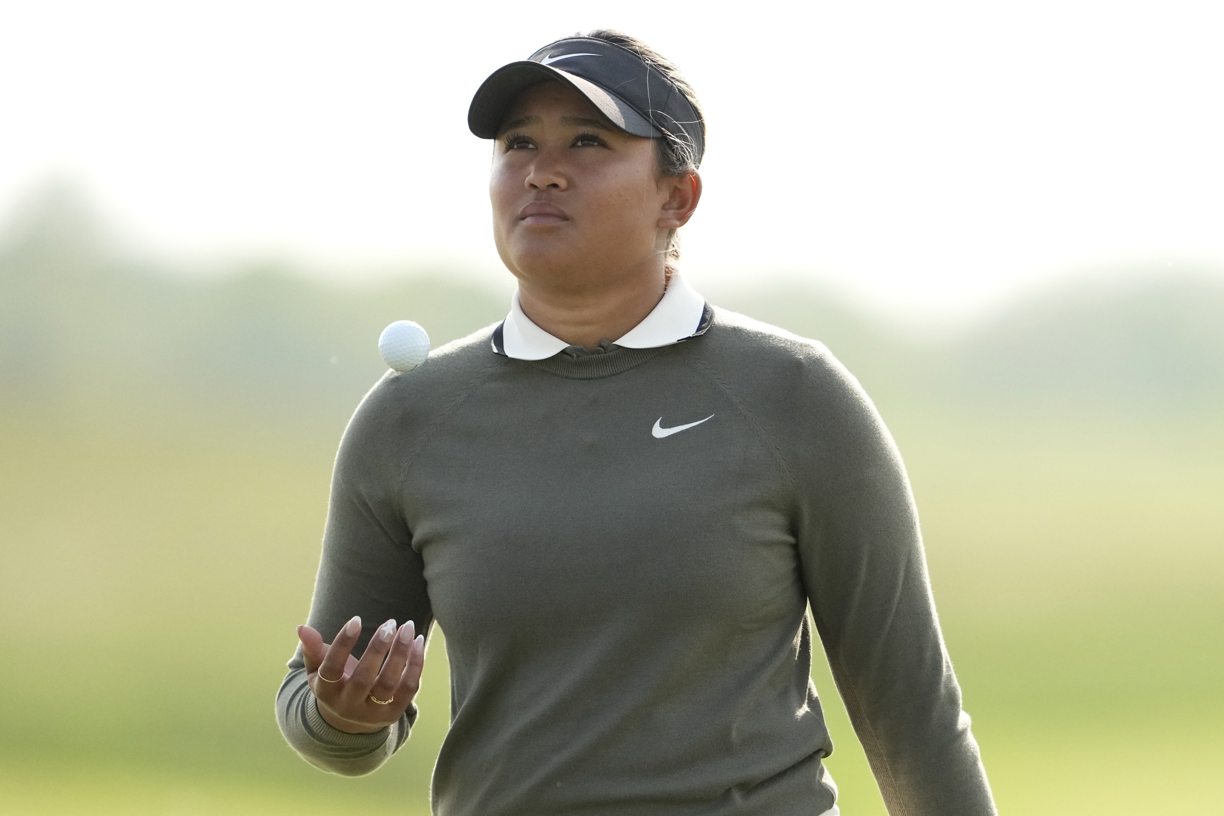 US Women's Open: 'Home Break-In' has Golfer Using Gabby Ruffles' Clubs