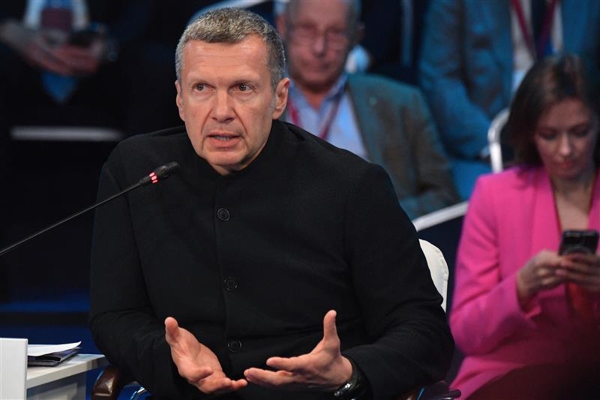 Putin Ally Says Ukraine Operation 'Grounds for Nuclear Attack'