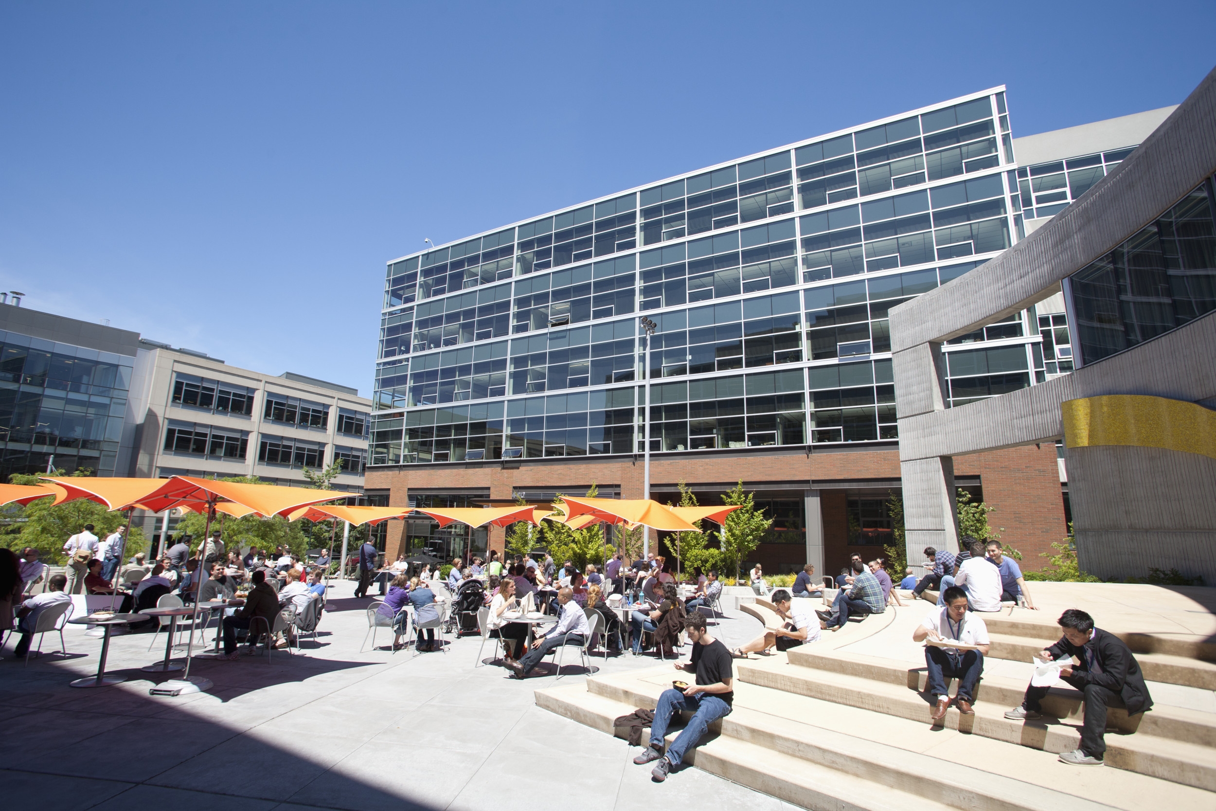 Office Attendance Is Rising but Slowly, and a Lot Has Changed