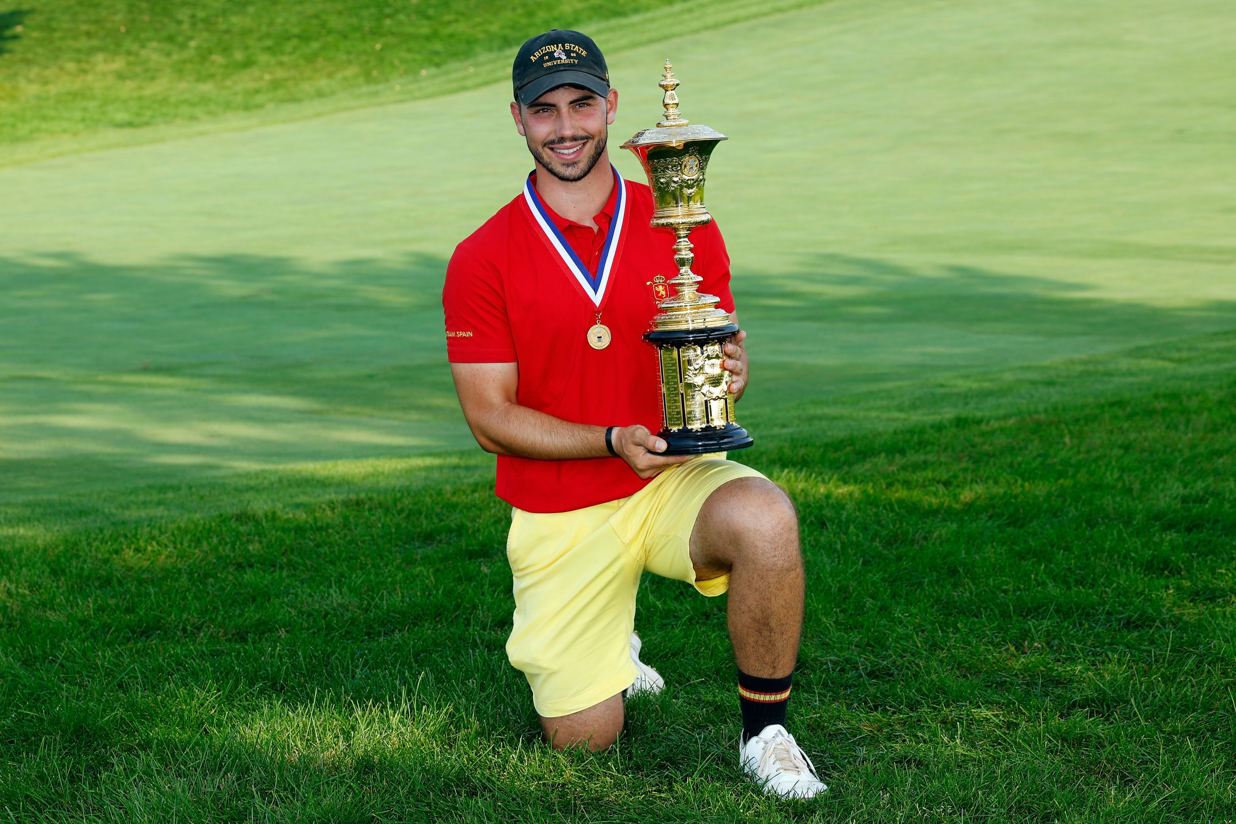 Reigning US Amateur Champion Spurns PGA Tour for LIV Golf