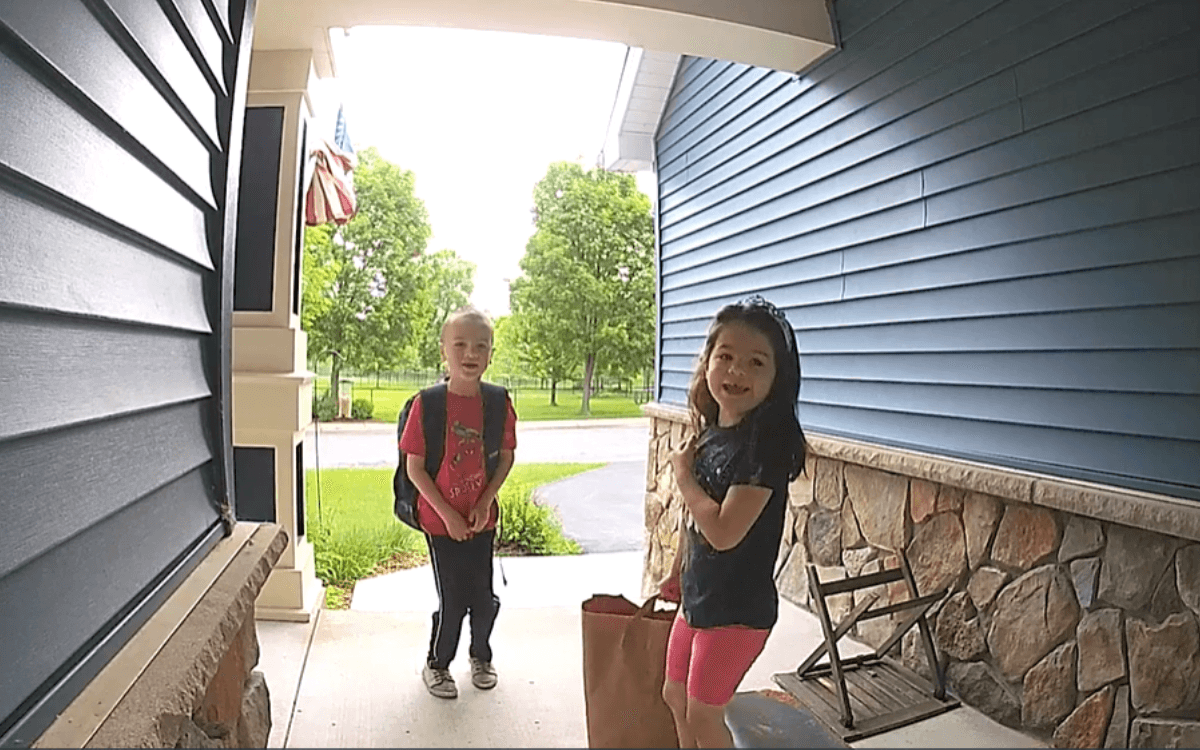 Kids Find Way To Make Dad Serving Overseas Feel Like He's 'Always Home'