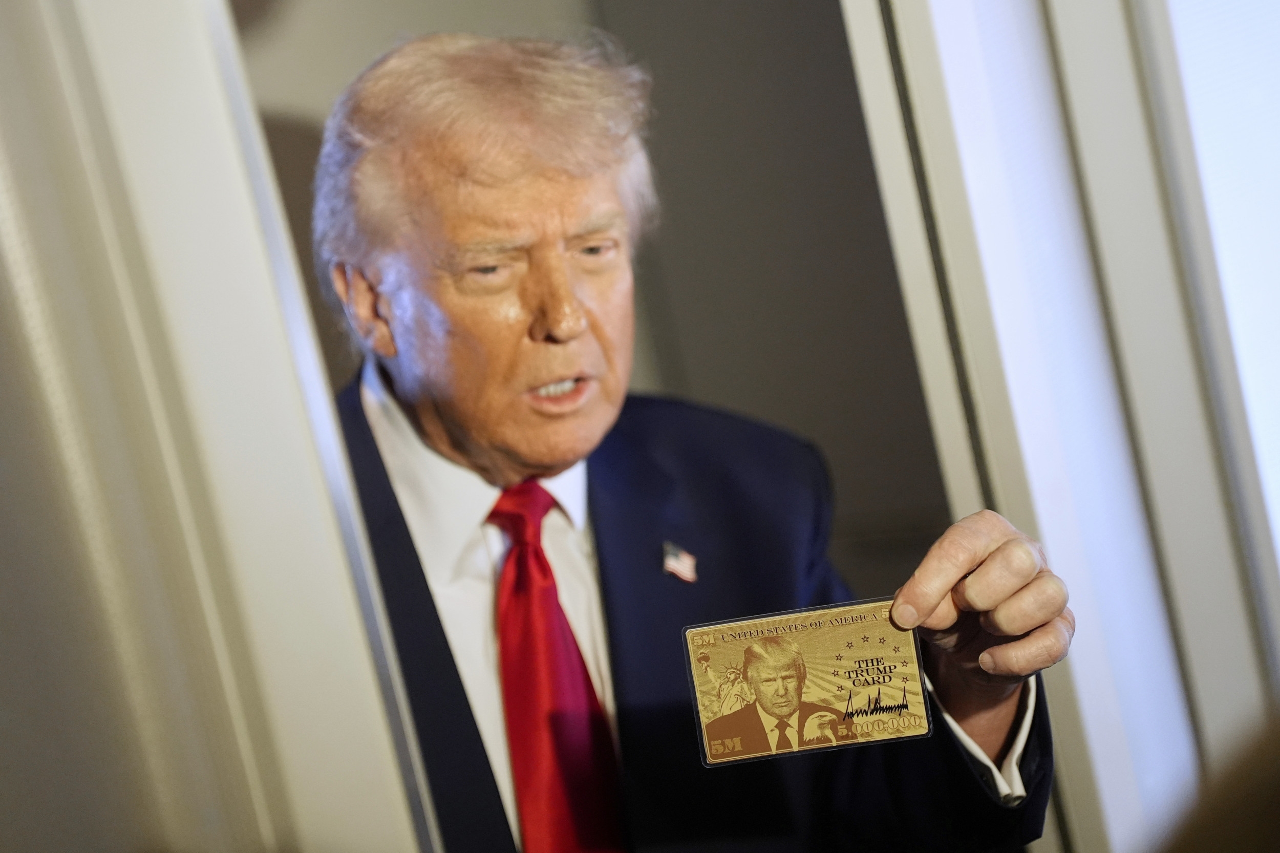 Donald Trump's Gold Card Sees Rich Applicants Flock to 'Red Carpet Visa'