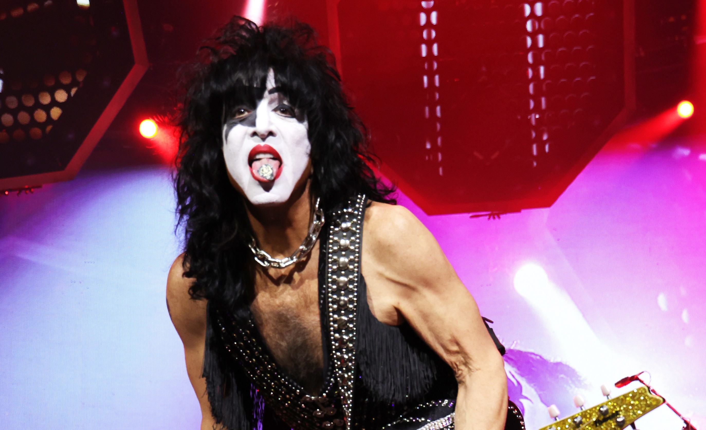 Jonas Brother Cast as Paul Stanley of KISS in New Biopic