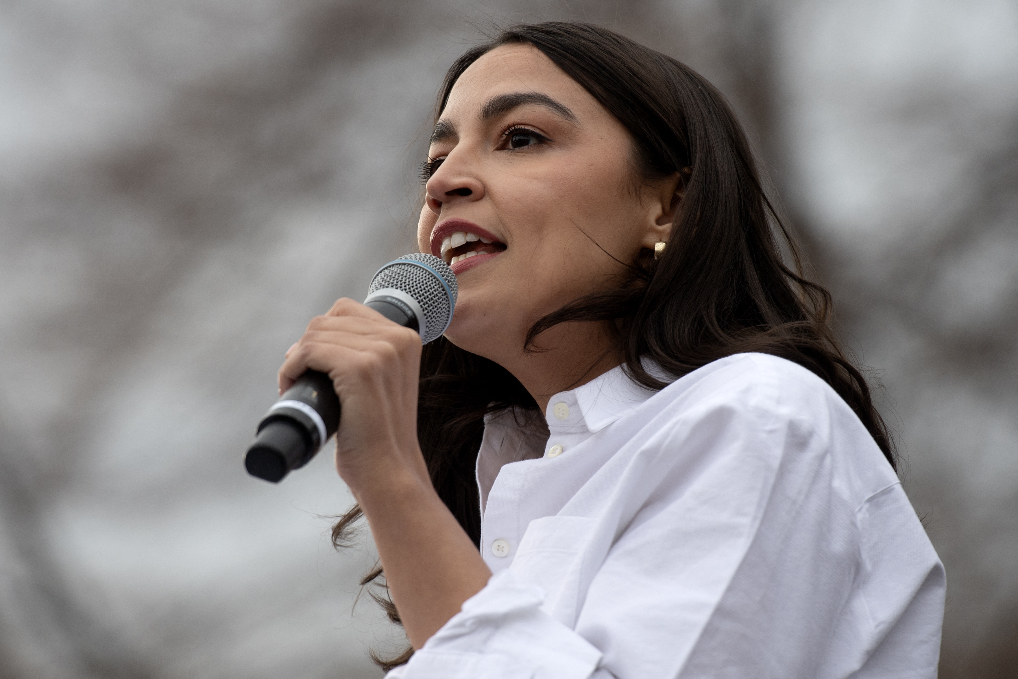 AOC Scrambles New York City Mayoral Race With Endorsement