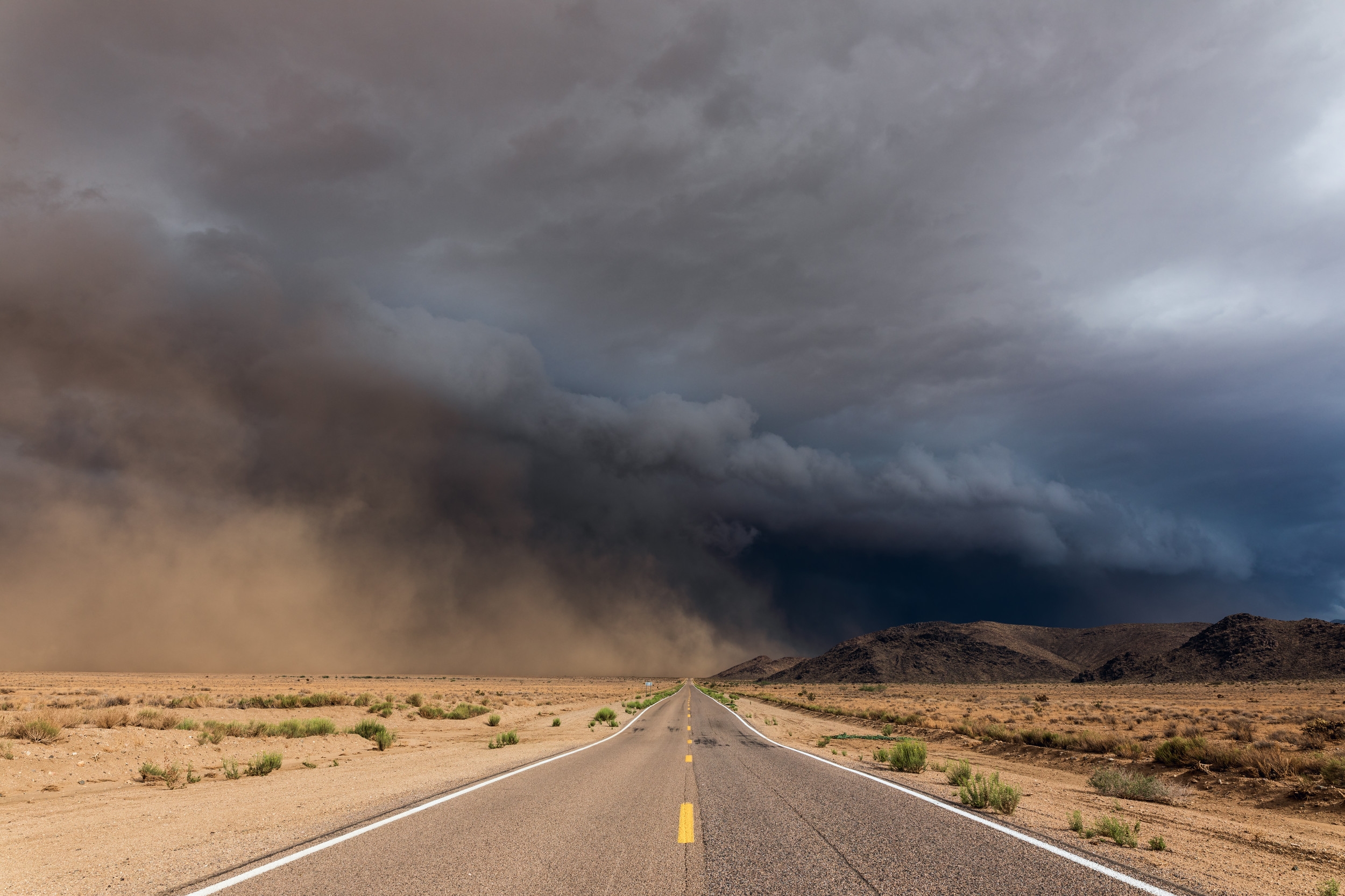 Urgent Warnings Issued as Life-Threatening Floods Hit The Desert