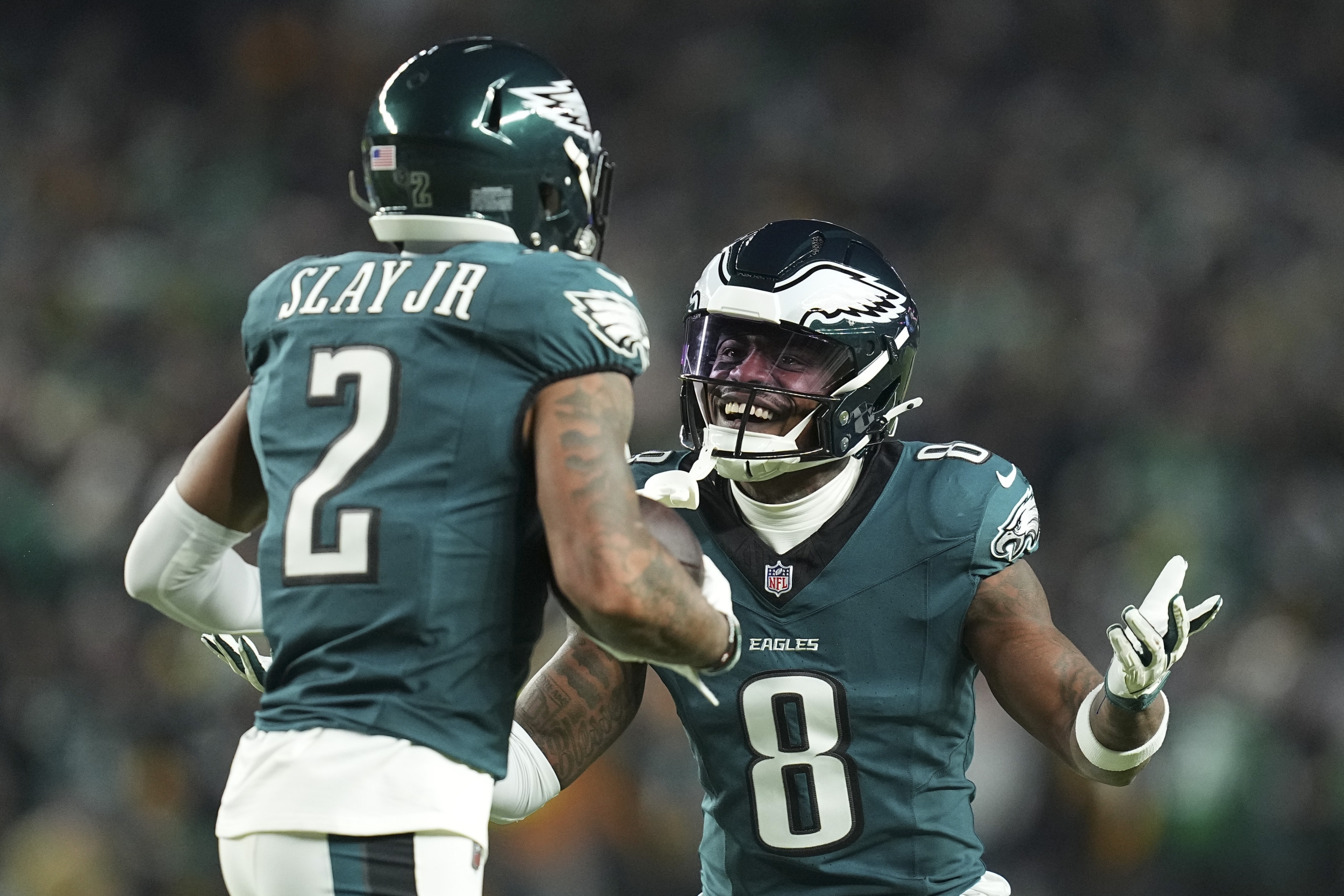 Ex-Eagles Star Clears Air on Issues With Steelers' Darius Slay