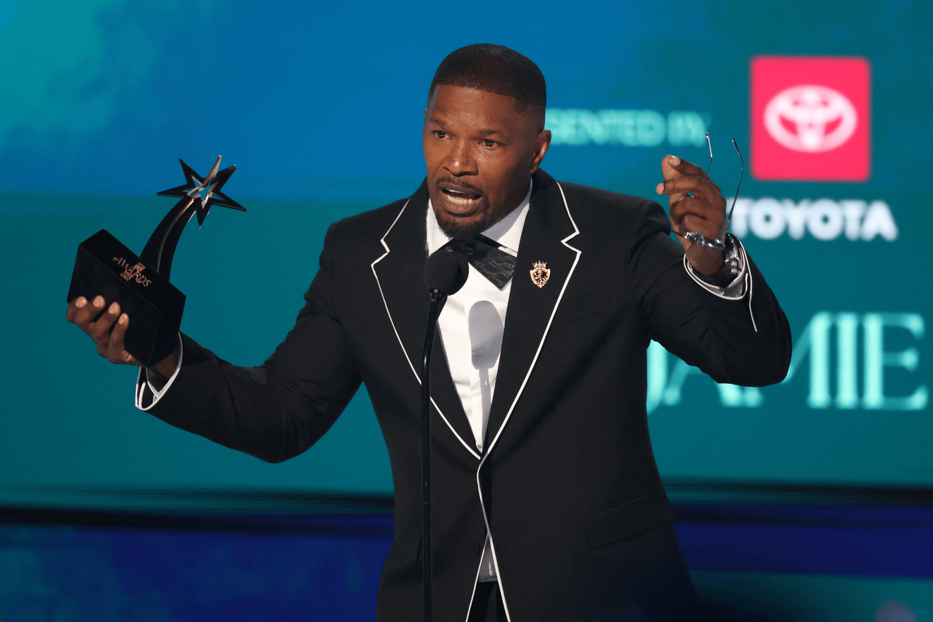Jamie Foxx's Reaction to BET Awards Tribute Goes Viral
