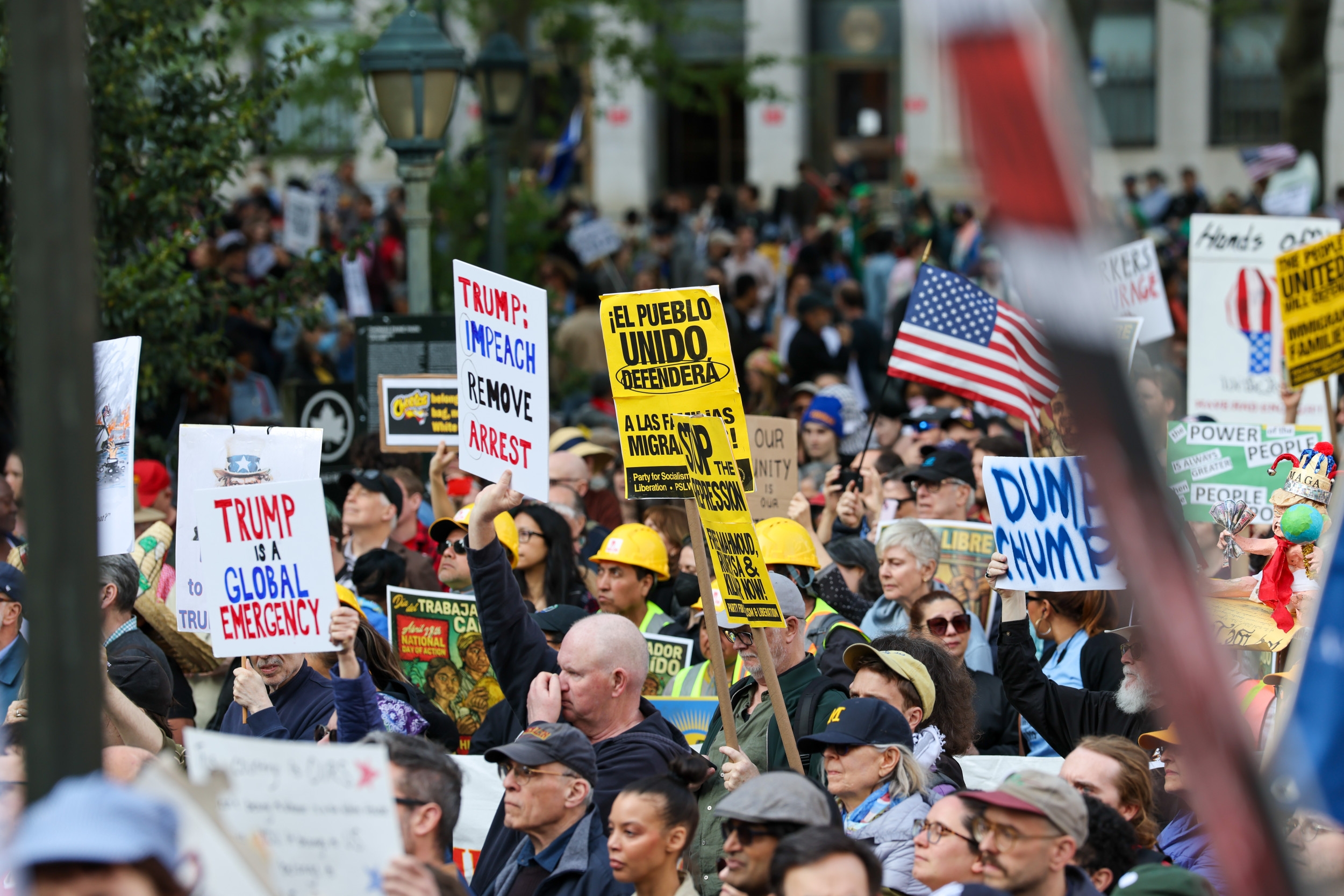 Anti-Trump Protesters to 'March to Mar-a-Lago' on His Birthday