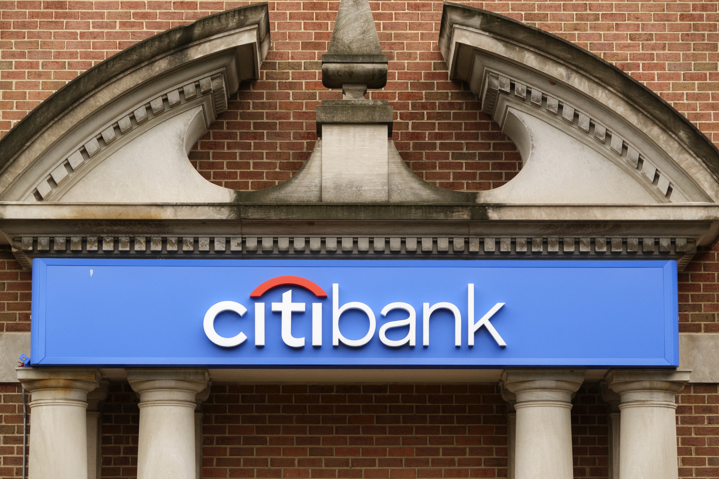 Are Banks Open on Juneteenth 2025? List of Holiday Closures
