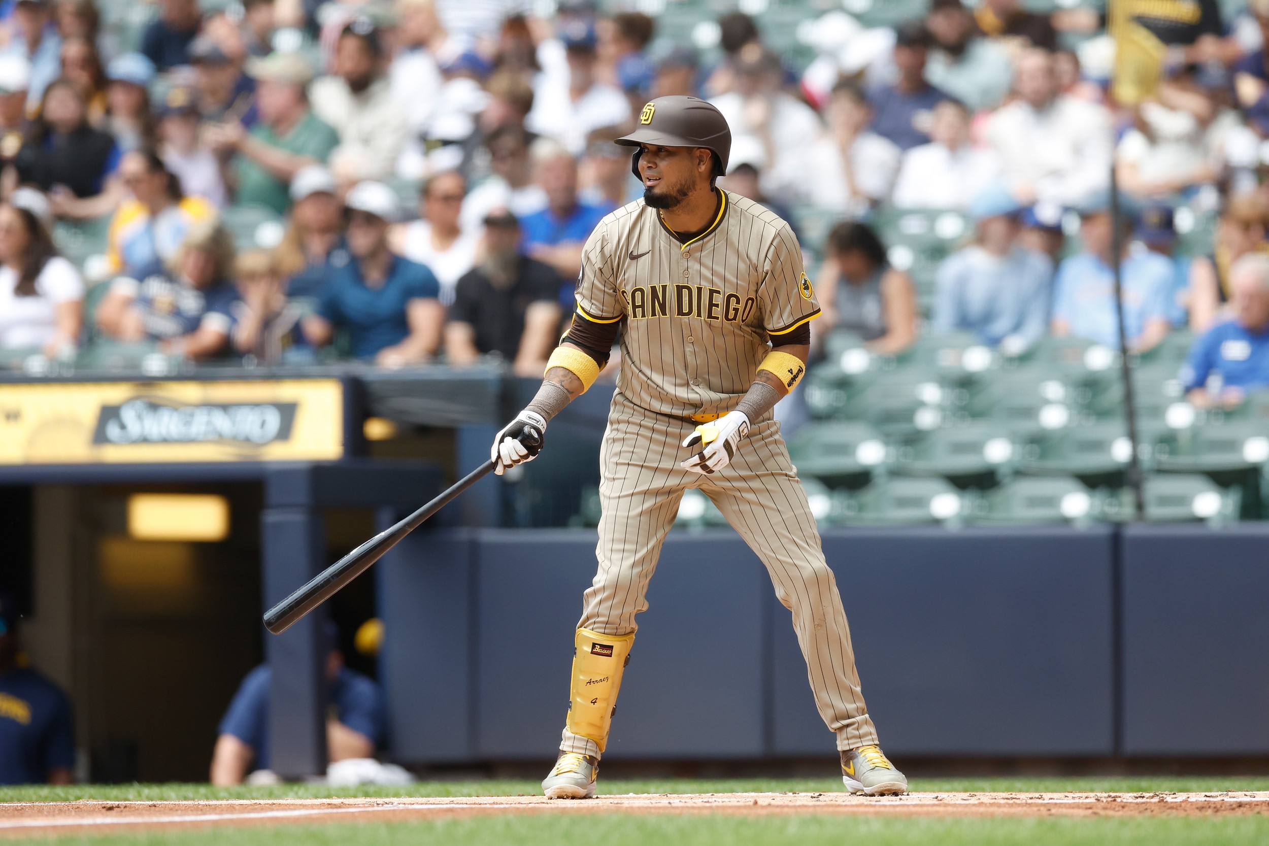 Padres $154 Million Infielder Tabbed 'Best Realistic Fit' for Yankees
