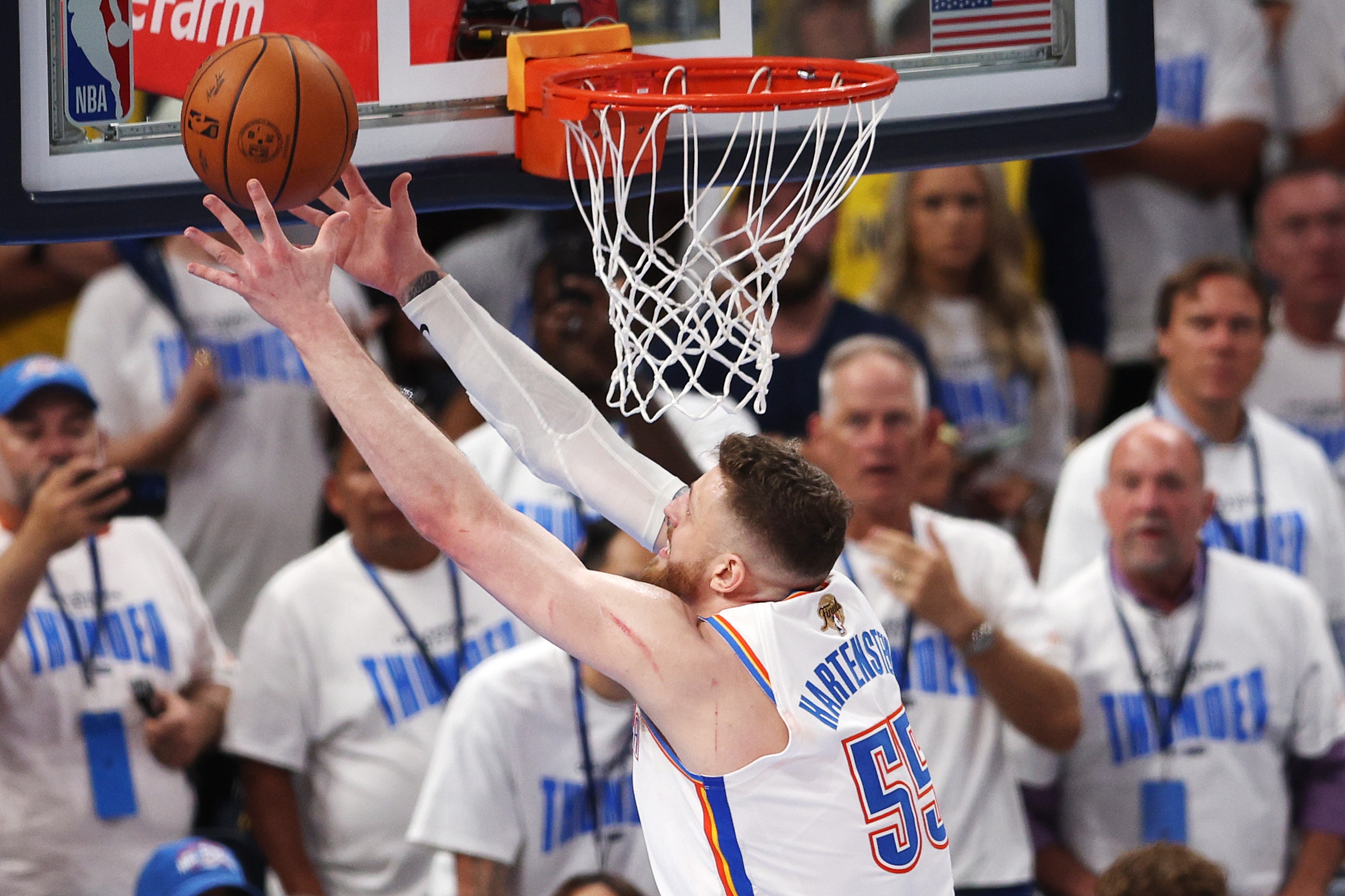 Best NBA Finals Game 3 Player Props: Target Hartenstein's Rebounds