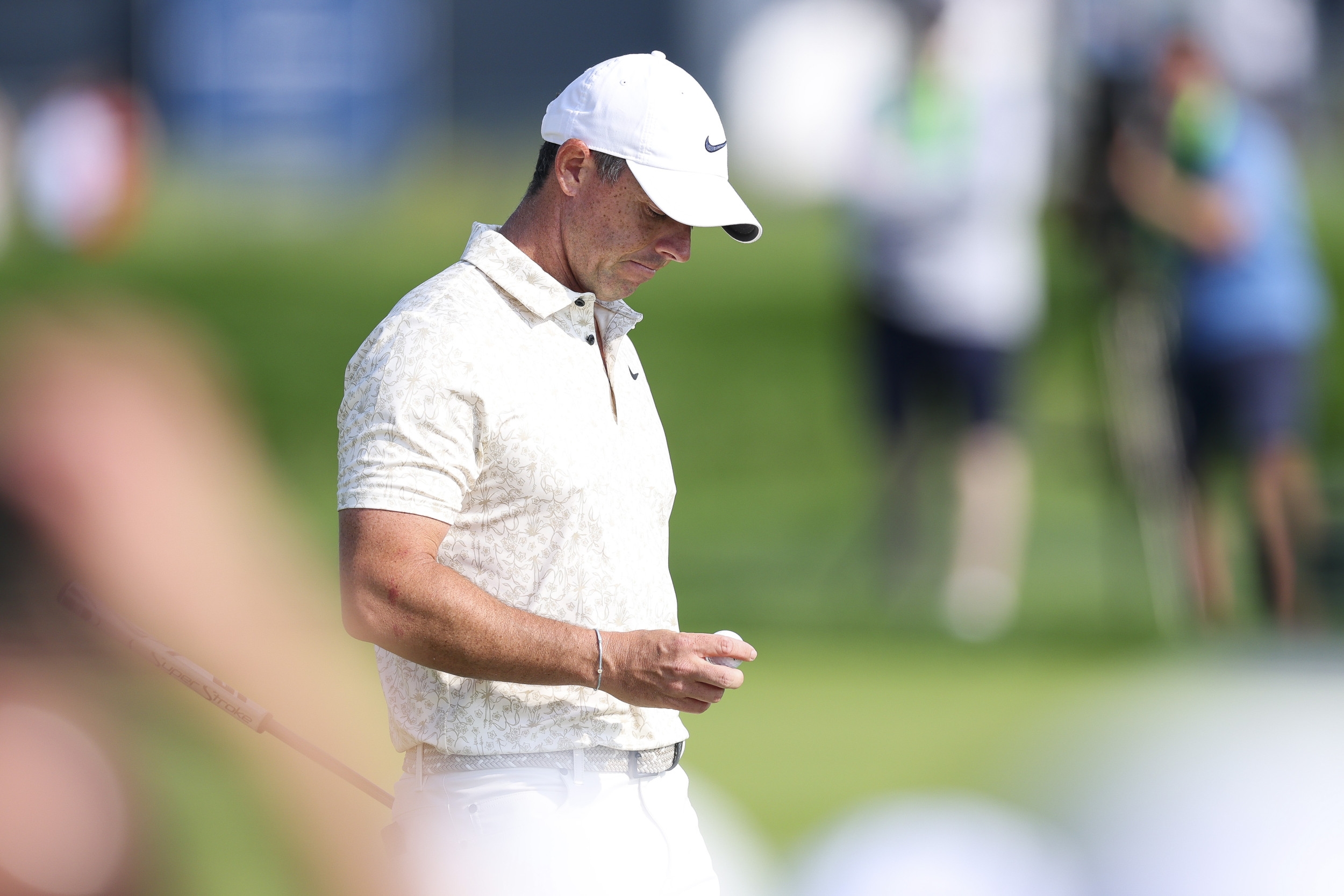 Rory McIlroy Skips Media, Suffers Tragic U.S. Open Finish to Forget