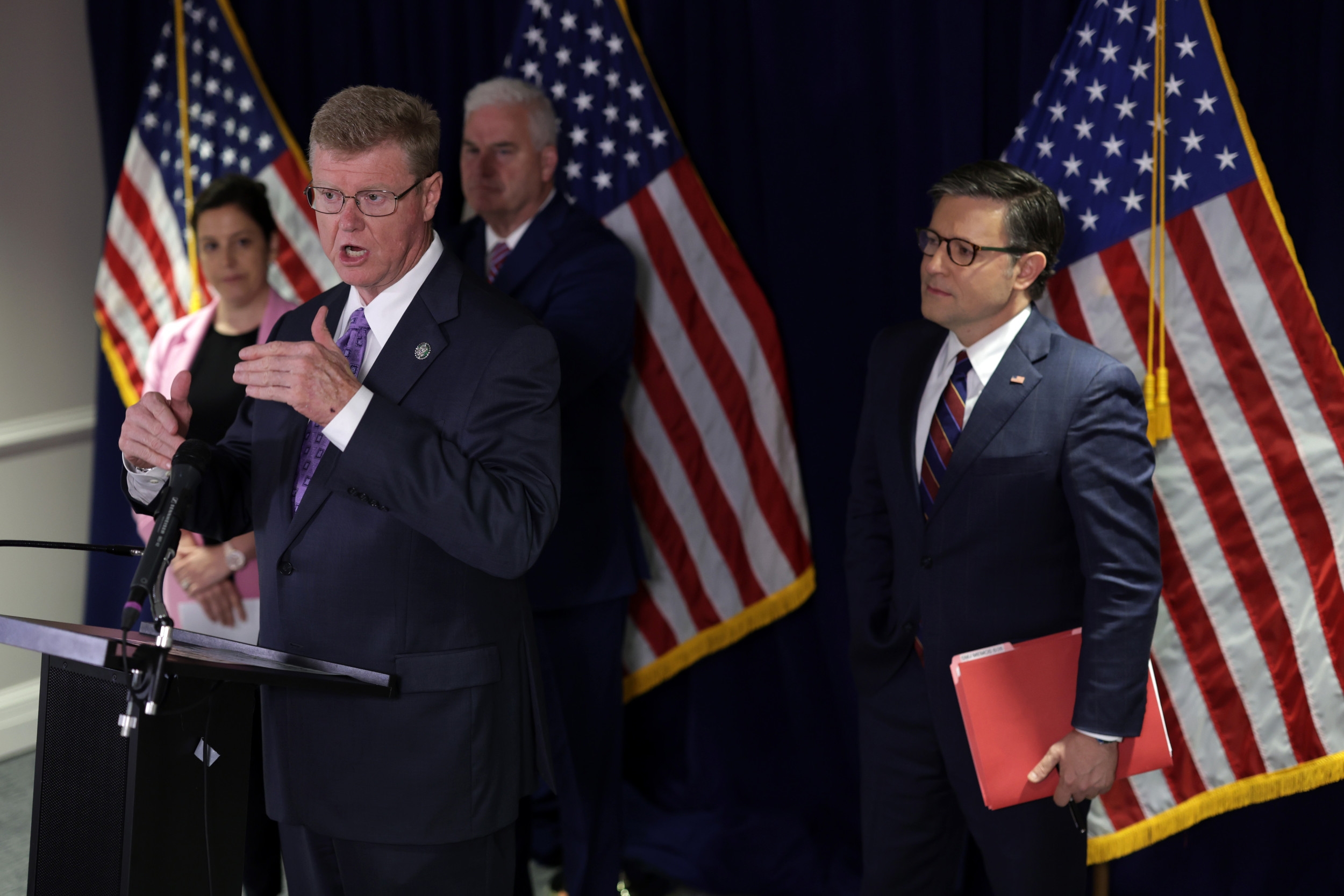 Full List of Republicans Who Voted Against Donald Trump's DOGE Cuts