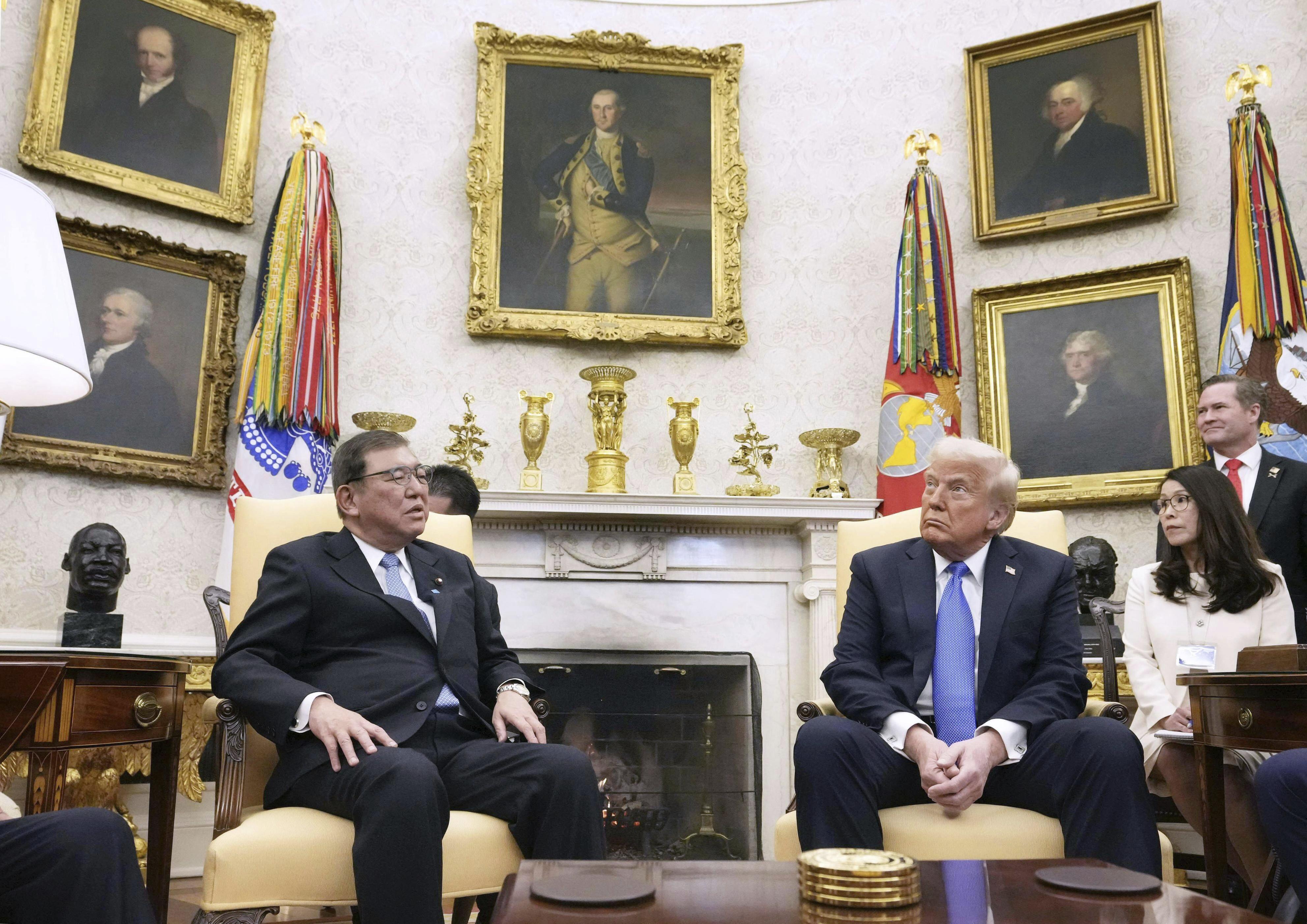 Trump Eyes 'New Golden Age' for US Nuclear Umbrella on China's Doorstep
