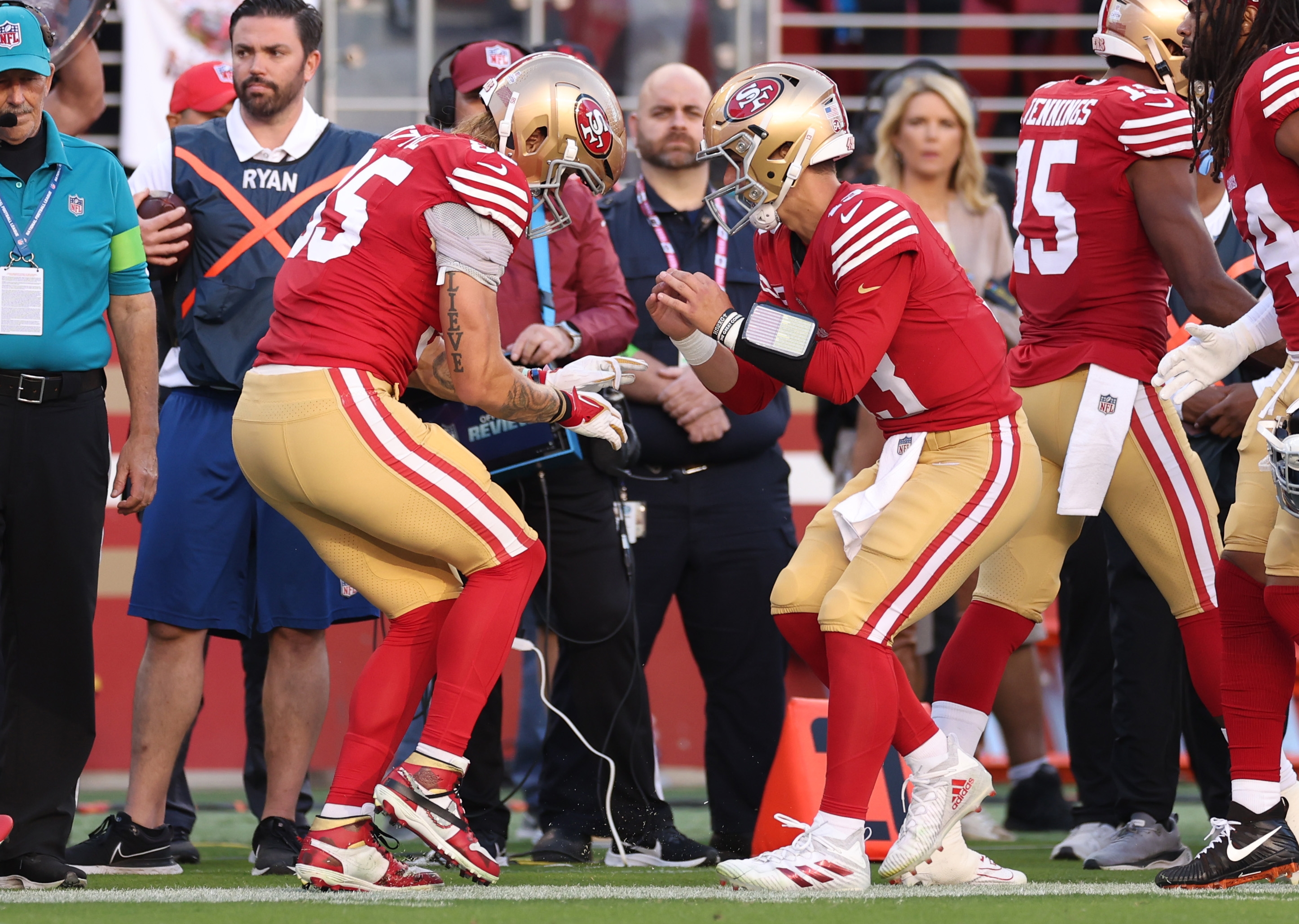 49ers' George Kittle Sends Hilarious Message About Brock Purdy