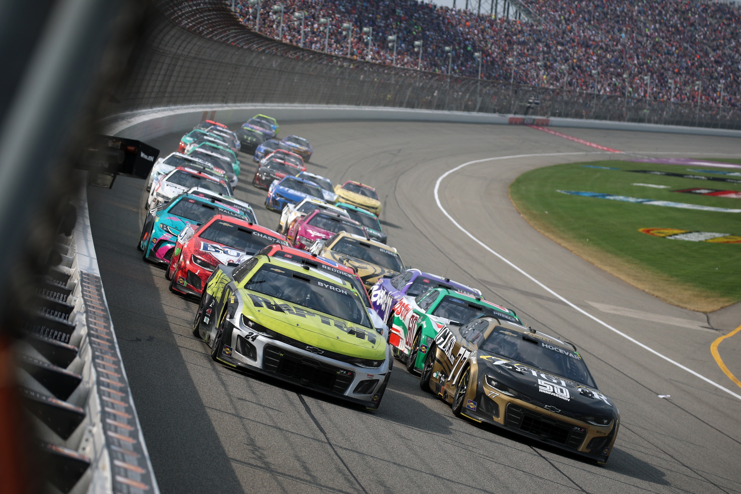 Ryan Blaney Breaks Down Real Reason For NASCAR's Disconnect With the Masses
