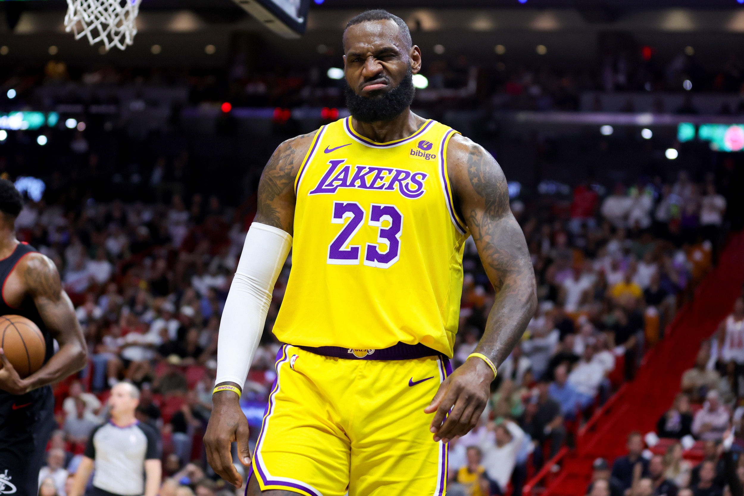 Lakers' LeBron James Teases Retirement in Cryptic Ad
