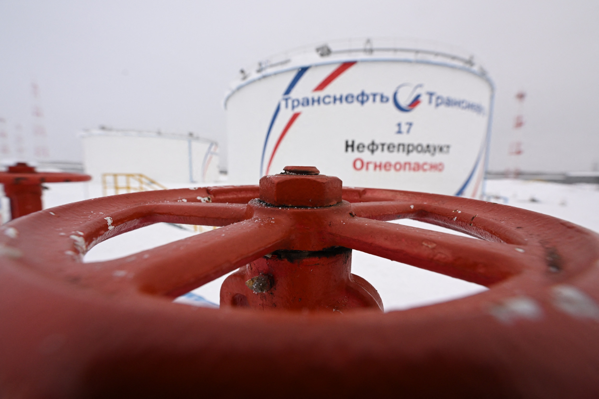 Putin's Oil Empire Gets Double Boost