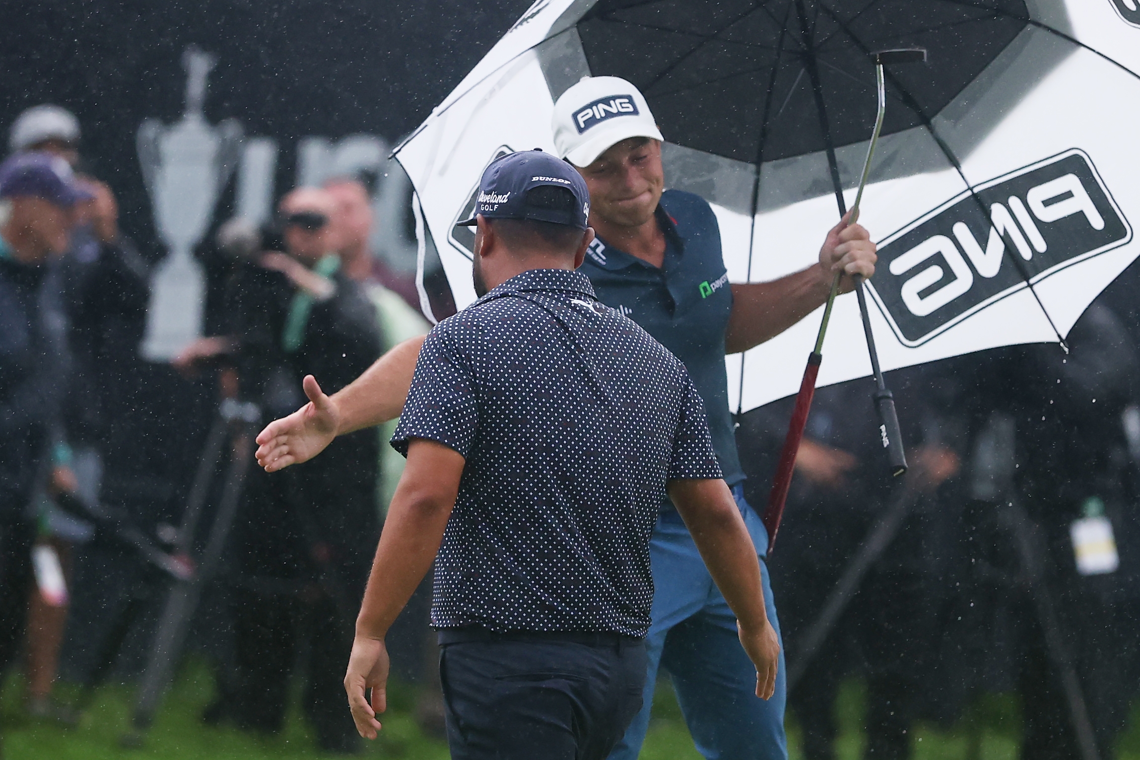 Viktor Hovland's 5-Word Reaction to JJ Spaun after U.S. Open Victory