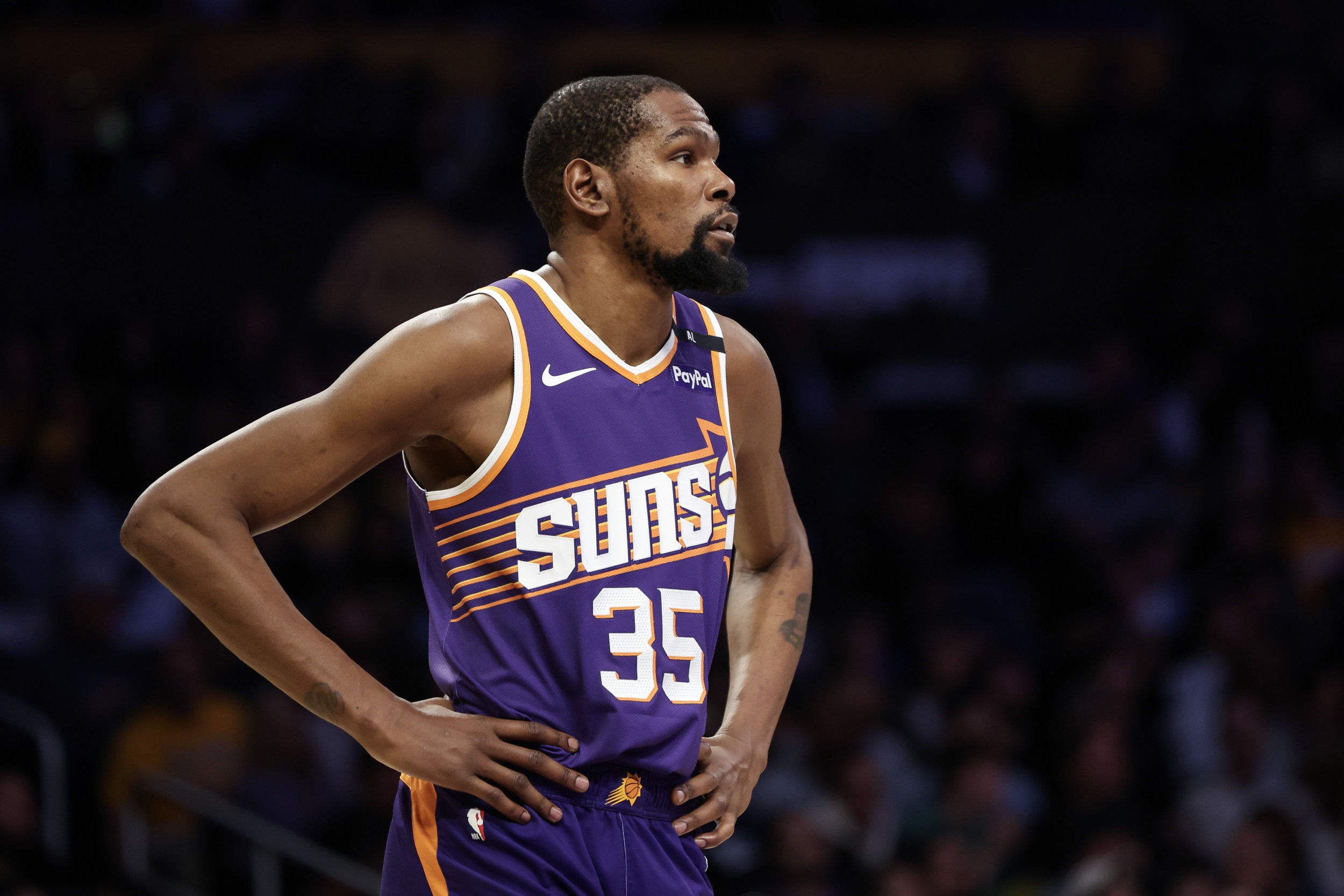 Kevin Durant Trade Talks Facing Early Roadblocks
