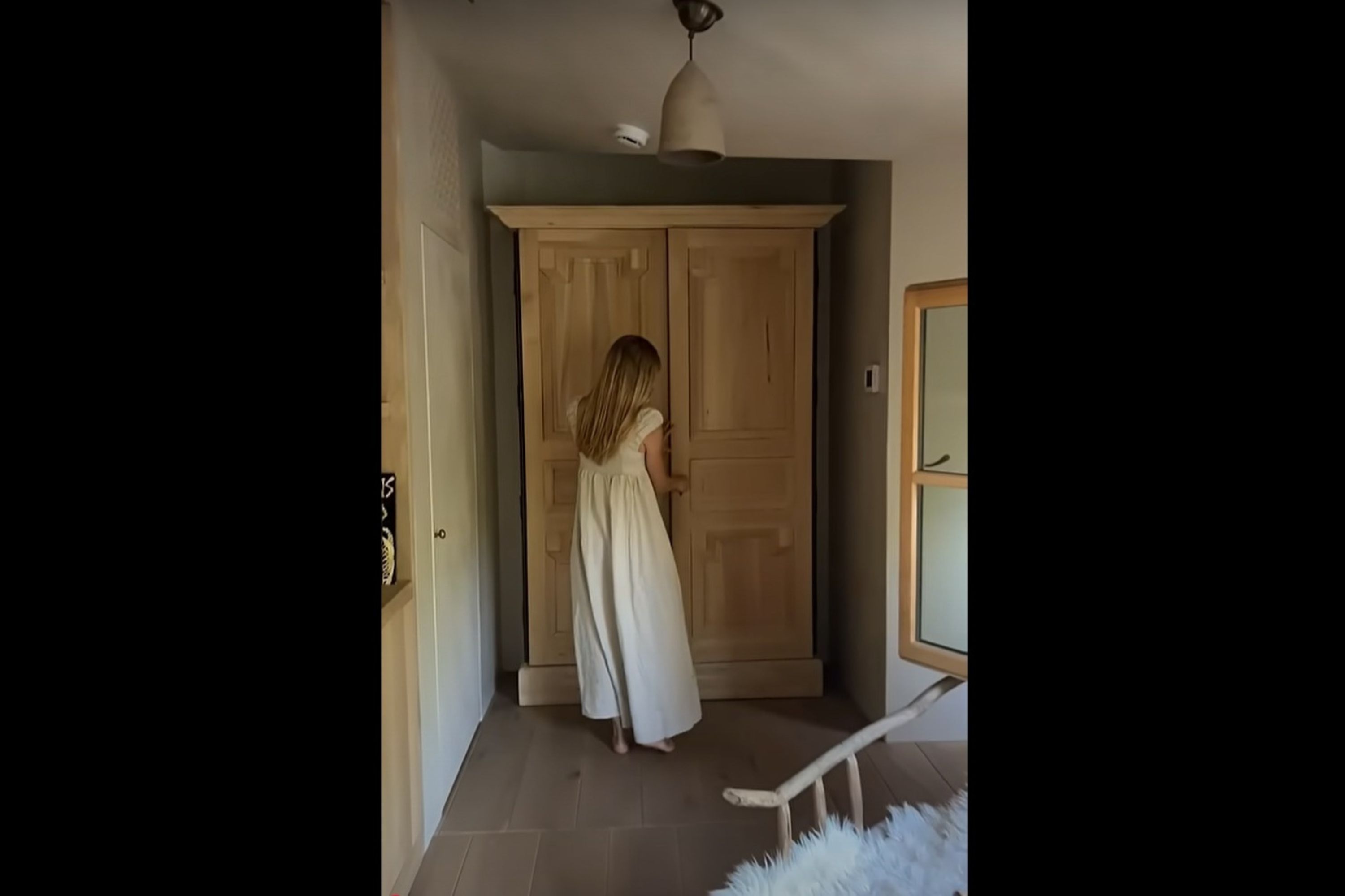 Woman Stuns With Secret Passageway Built Into Ordinary-Looking Closet