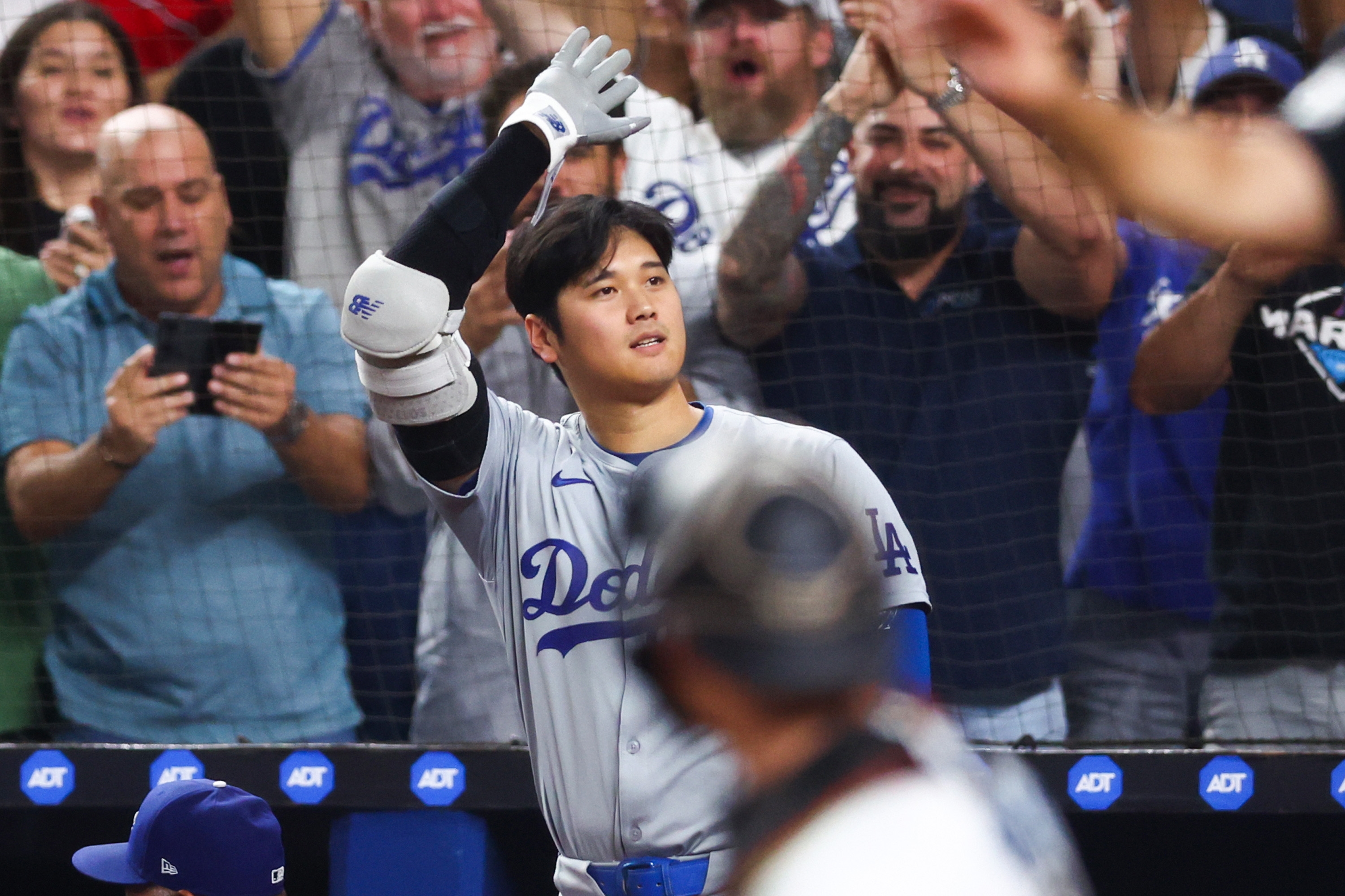 Dodgers' Shohei Ohtani Sends 2-Word Message After Pitching Return