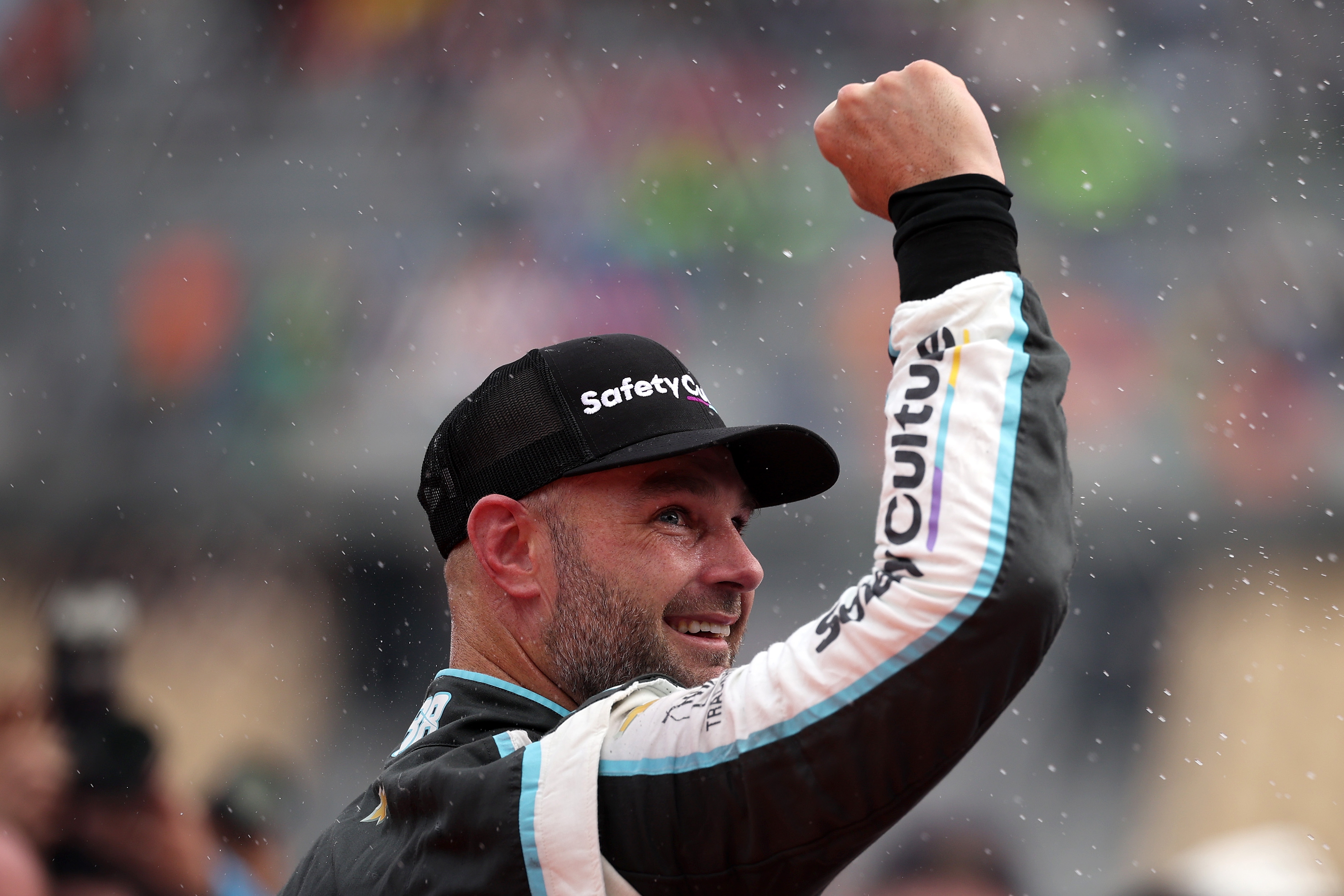 Shane Van Gisbergen Takes Jab at Red Bull Over Liam Lawson Demotion