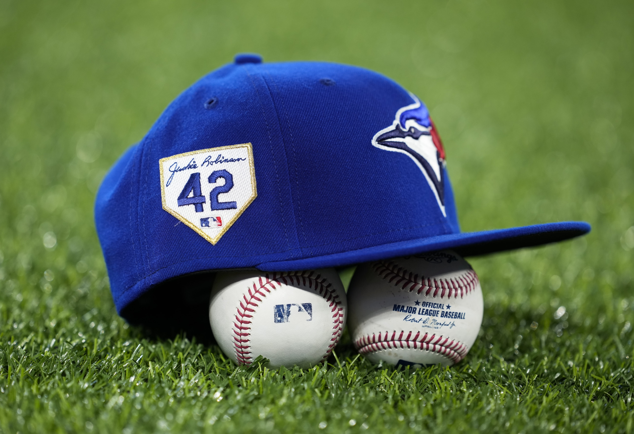 Blue Jays Urged To Cut Ties With 29-Year-Old Breakout Pitcher This Season