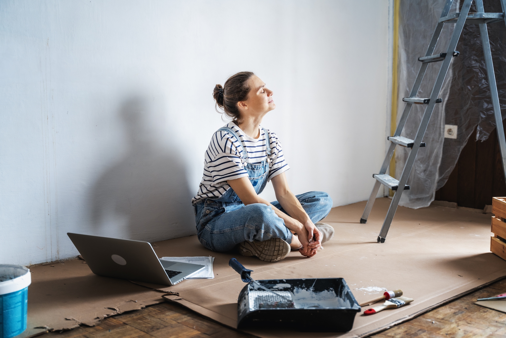 Couple Renovating Home Think Nothing Can Shock Them—Then It Happens