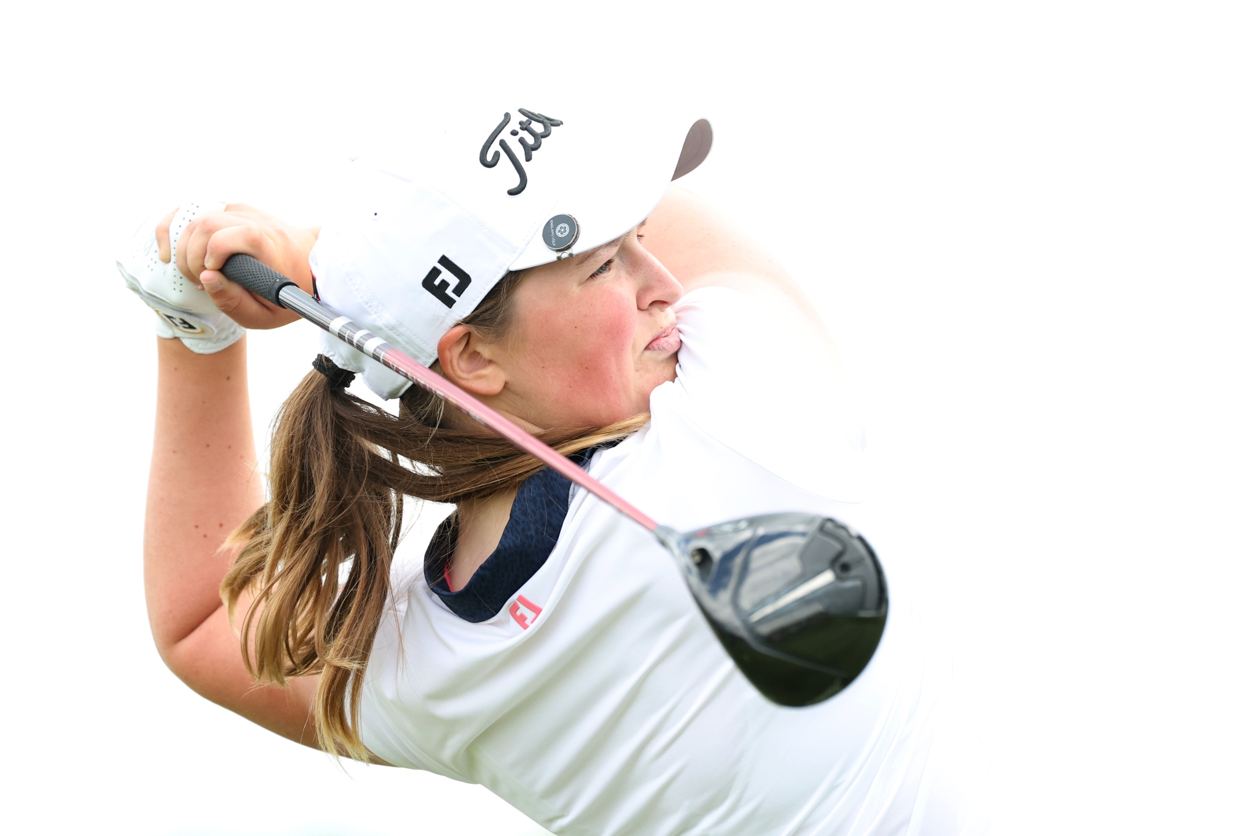 Amateur Lottie Woad Smashes LPGA Stars with Staggering Performance