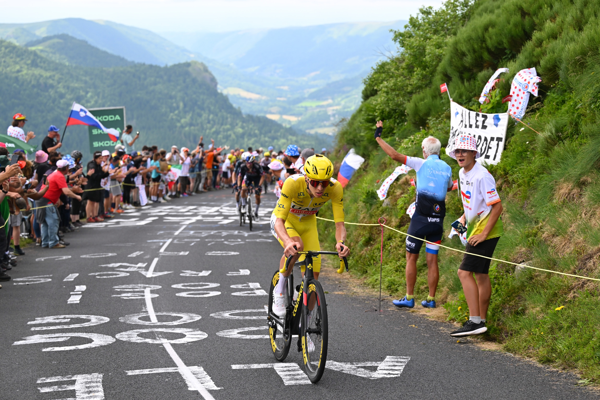How to Watch 2025 Tour de France Stage 13: Live Stream Cycling, Friday, TV Channel