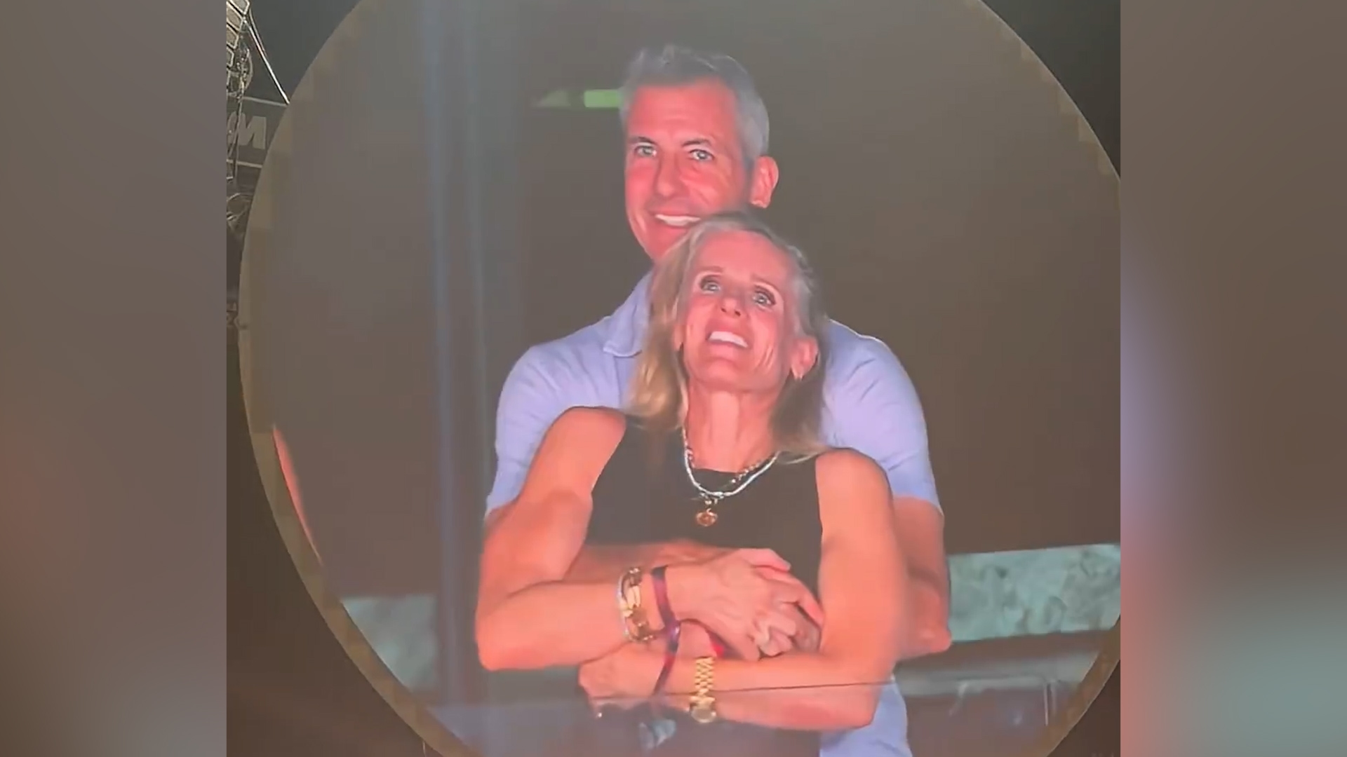 A Stranger's Alleged Affair Has Gone Viral—Here's Why We Can't Look Away