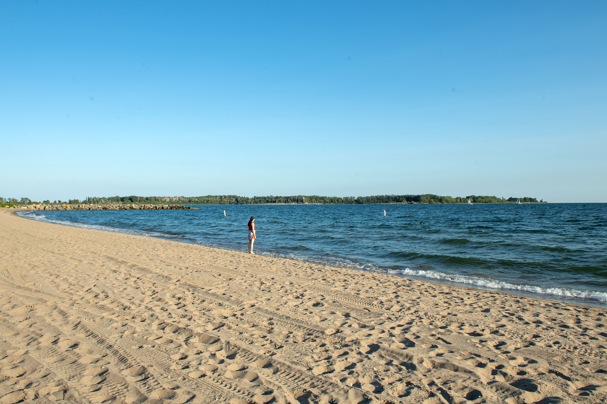 Hundreds of Thousands of People Warned to 'Stay Out of the Water'